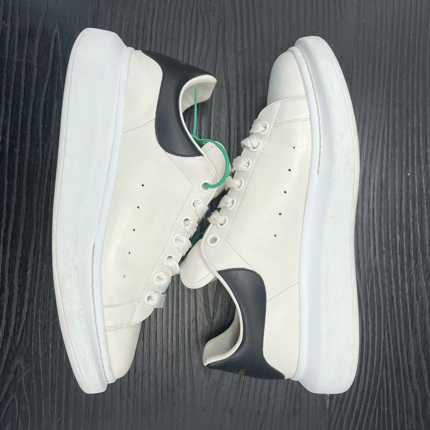 Alexander McQueen Alexander McQueen Leather Black Lowtop Sneakers 43 Men Size US 10 / EU 43 - 4 Thumbnail