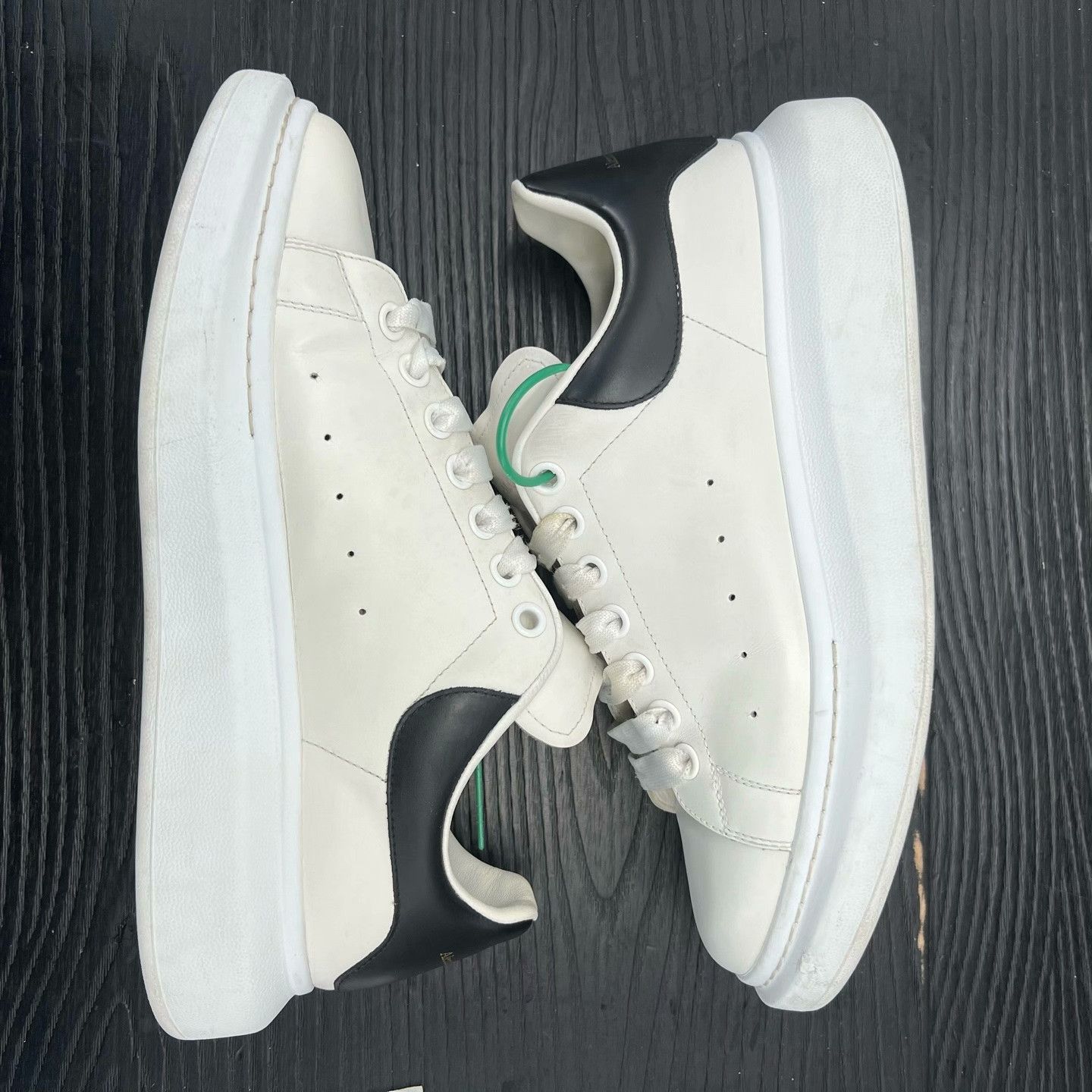 Alexander McQueen Alexander McQueen Leather Black Lowtop Sneakers 43 Men Size US 10 / EU 43 - 6 Thumbnail