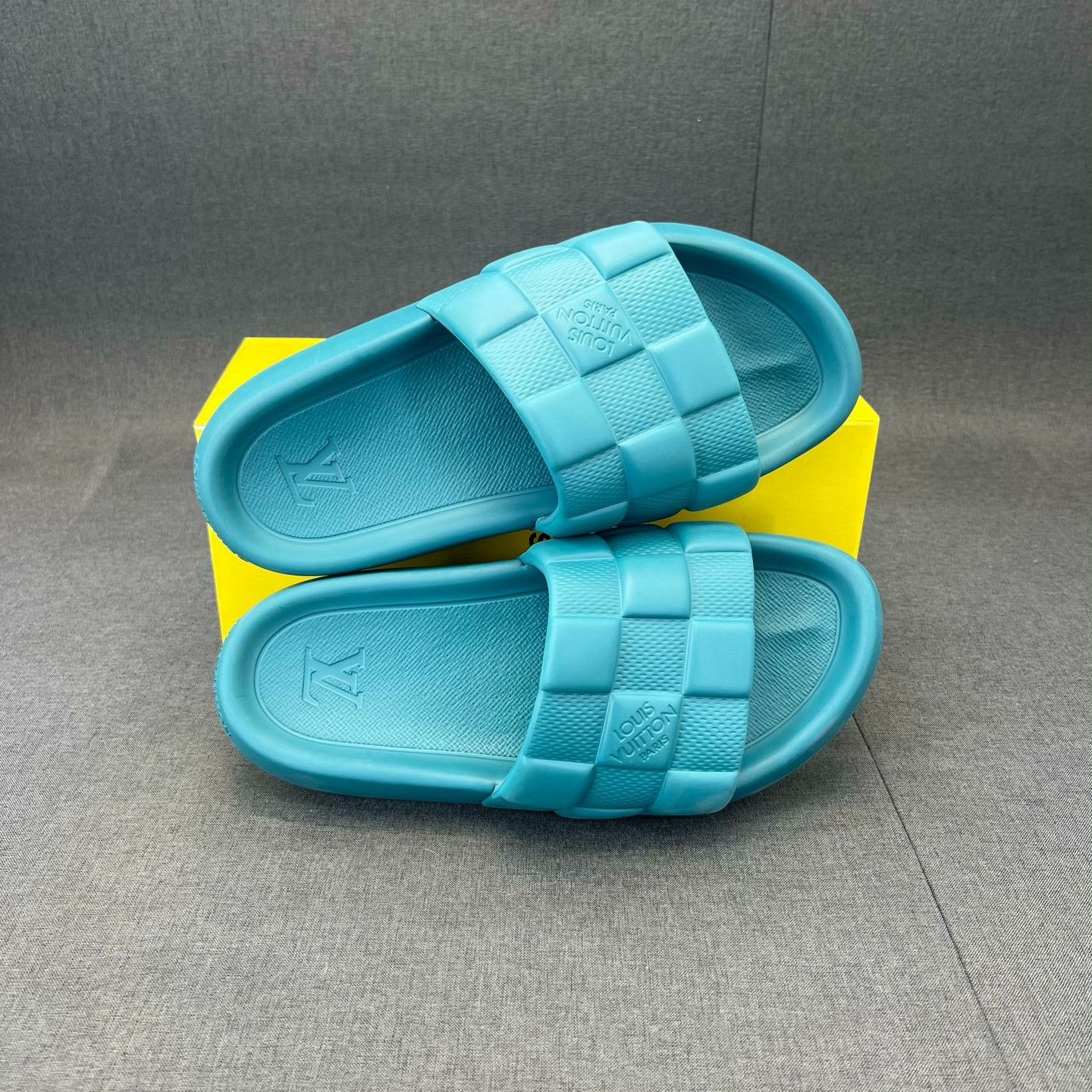 Louis Vuitton Louis Vuitton Knit Green Sandals 41 Men Size US 8.5 / EU 41-42 - 7 Thumbnail