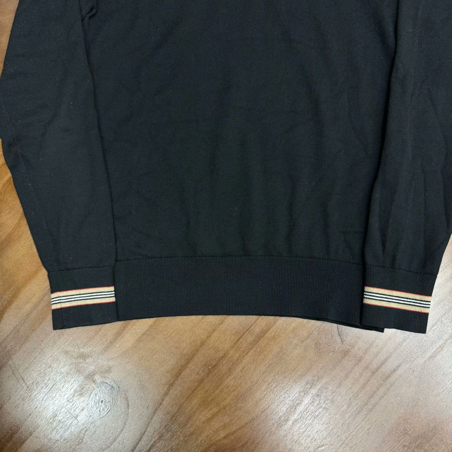Burberry Burberry Striped Sweater S Men Size US S / EU 44-46 / 1 - 4 Thumbnail
