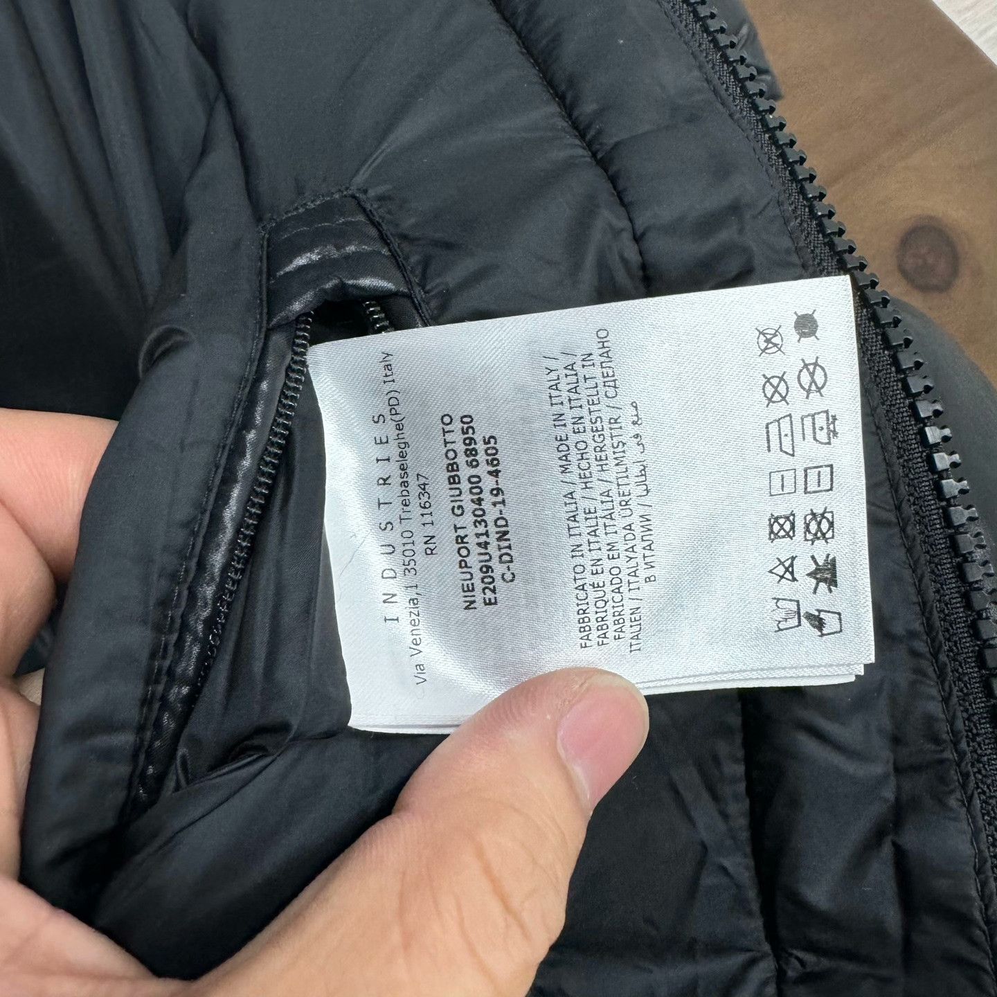 Moncler Moncler Collab Down Black Heavy Coat S Men Size US S / EU 44-46 / 1 - 7 Thumbnail