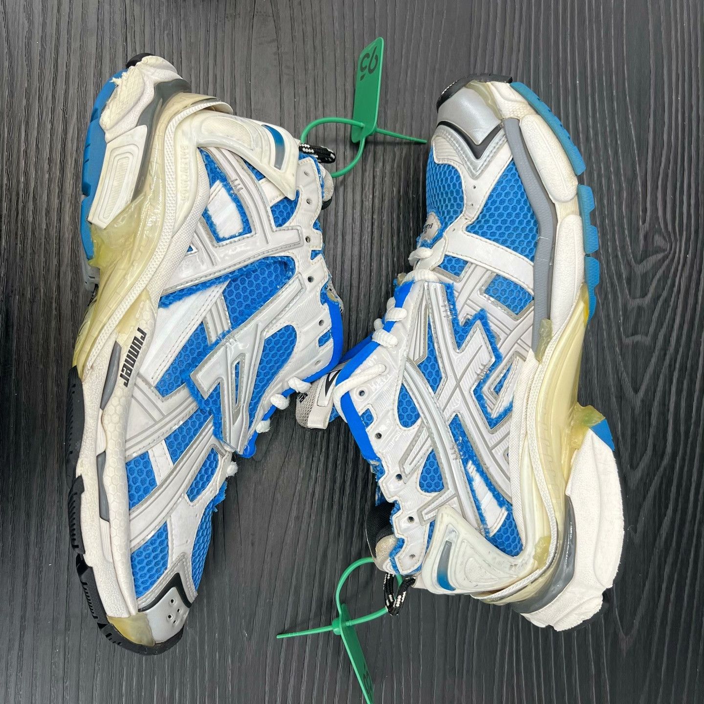 Balenciaga Balenciaga Running Blue Lowtop Sneakers 42 Men Size US 9 / EU 42 - 5 Thumbnail
