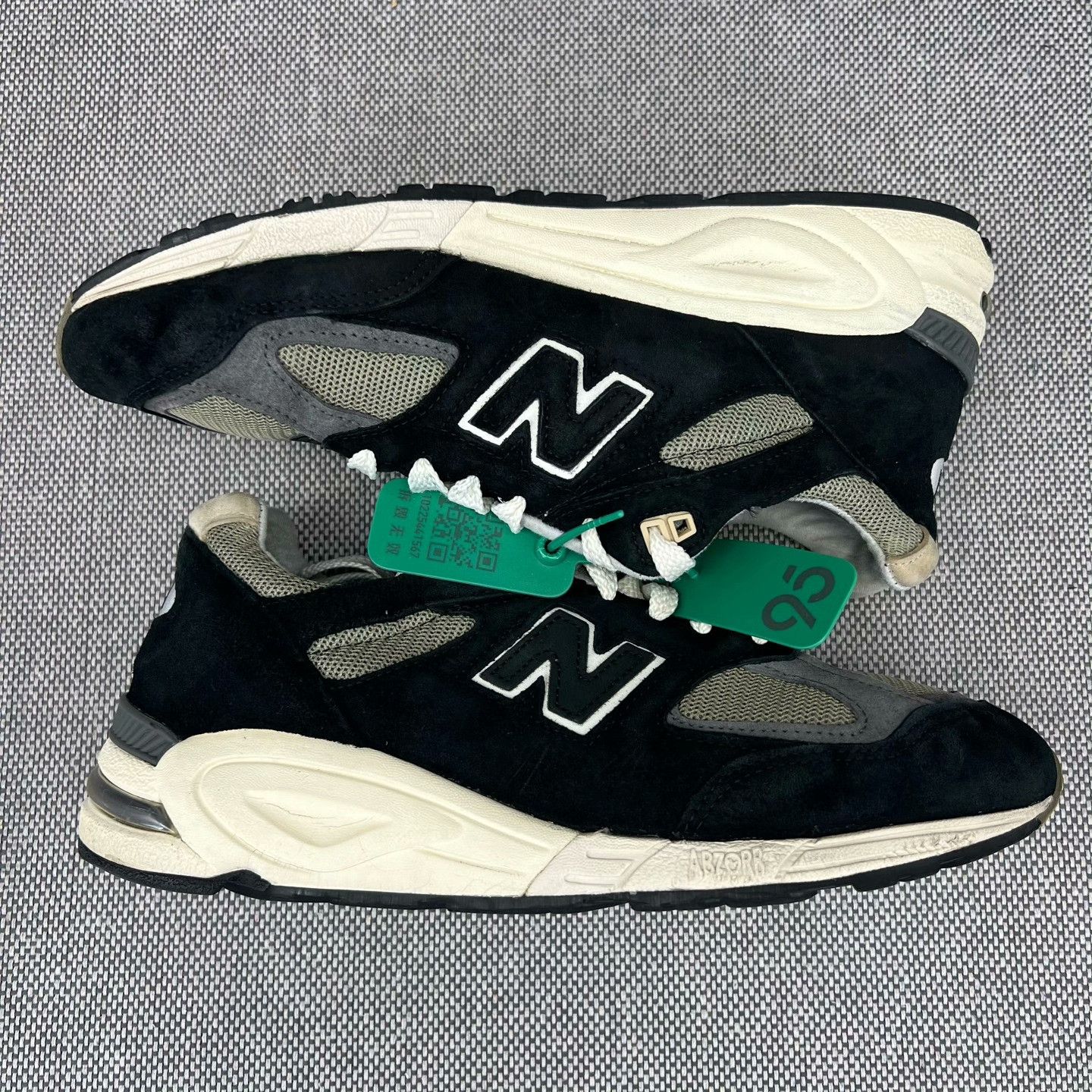 New Balance New Balance Black Lowtop Sneakers 43 Men Size US 10 / EU 43 - 4 Thumbnail