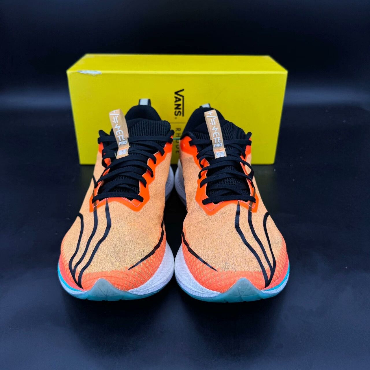 Li-Ning Li-Ning Glow Orange Lowtop Sneakers 44 Men Size US 10.5 / EU 43-44 - 4 Thumbnail