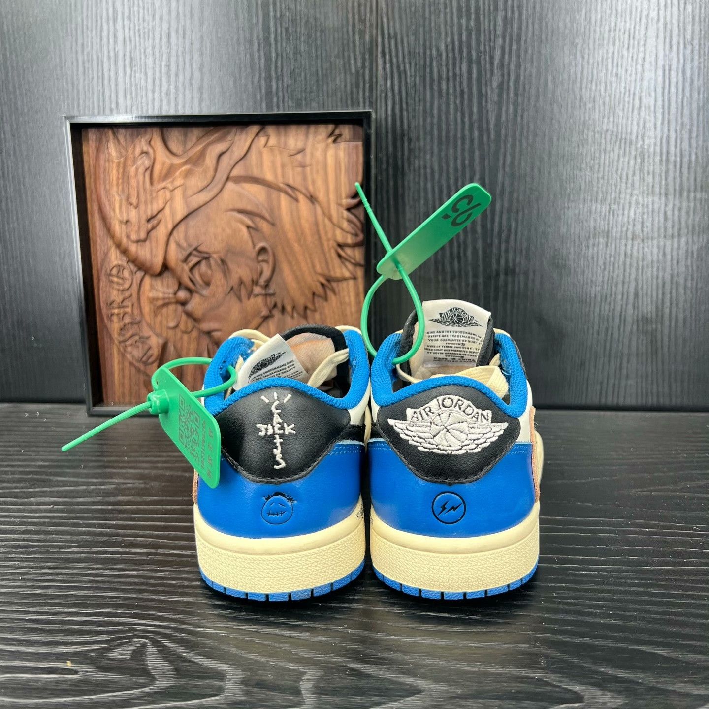 Nike Nike AJ1 Lowtop Sneakers 37 Men Size US 5 / EU 37 - 5 Thumbnail