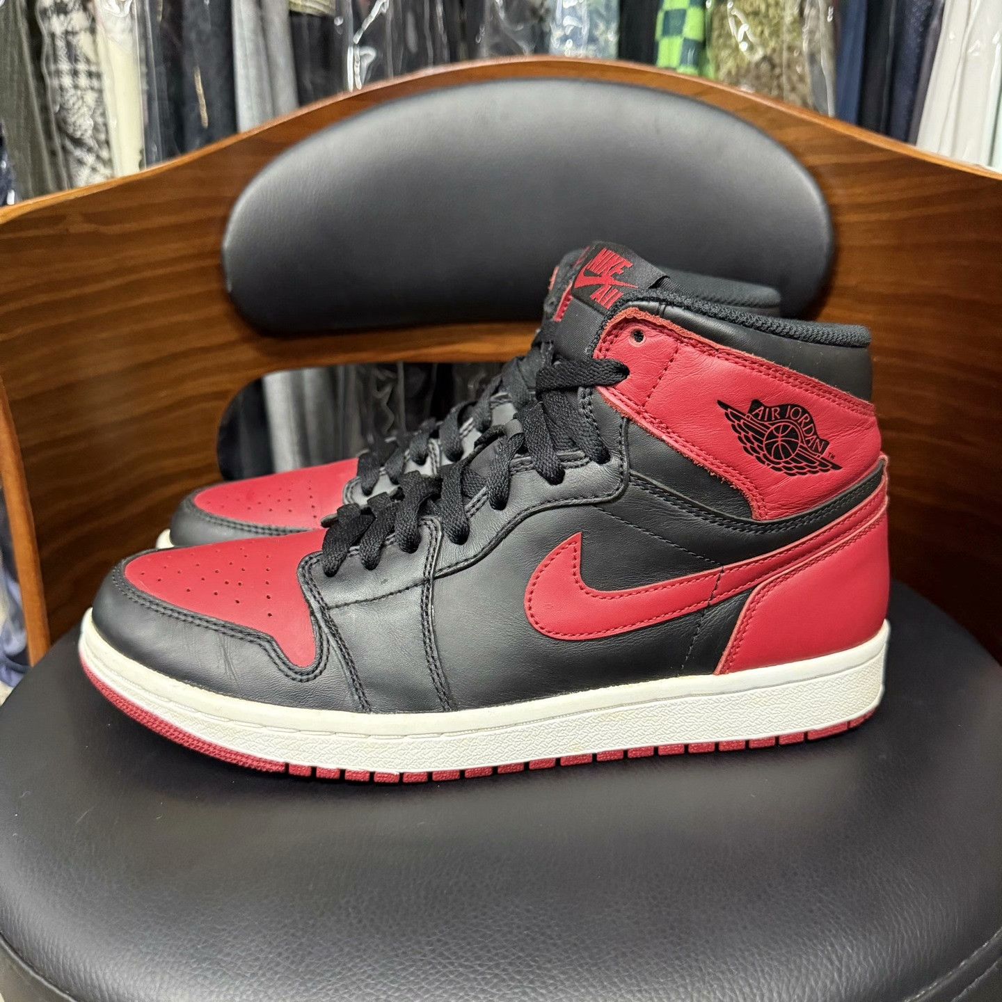 Nike Nike AJ1 Black Lowtop Sneakers 42 Men Size US 9 / EU 42 - 6 Thumbnail