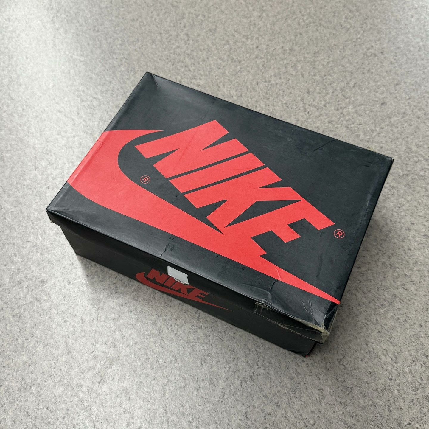 Nike Nike AJ1 Black Lowtop Sneakers 42 Men Size US 9 / EU 42 - 9 Thumbnail