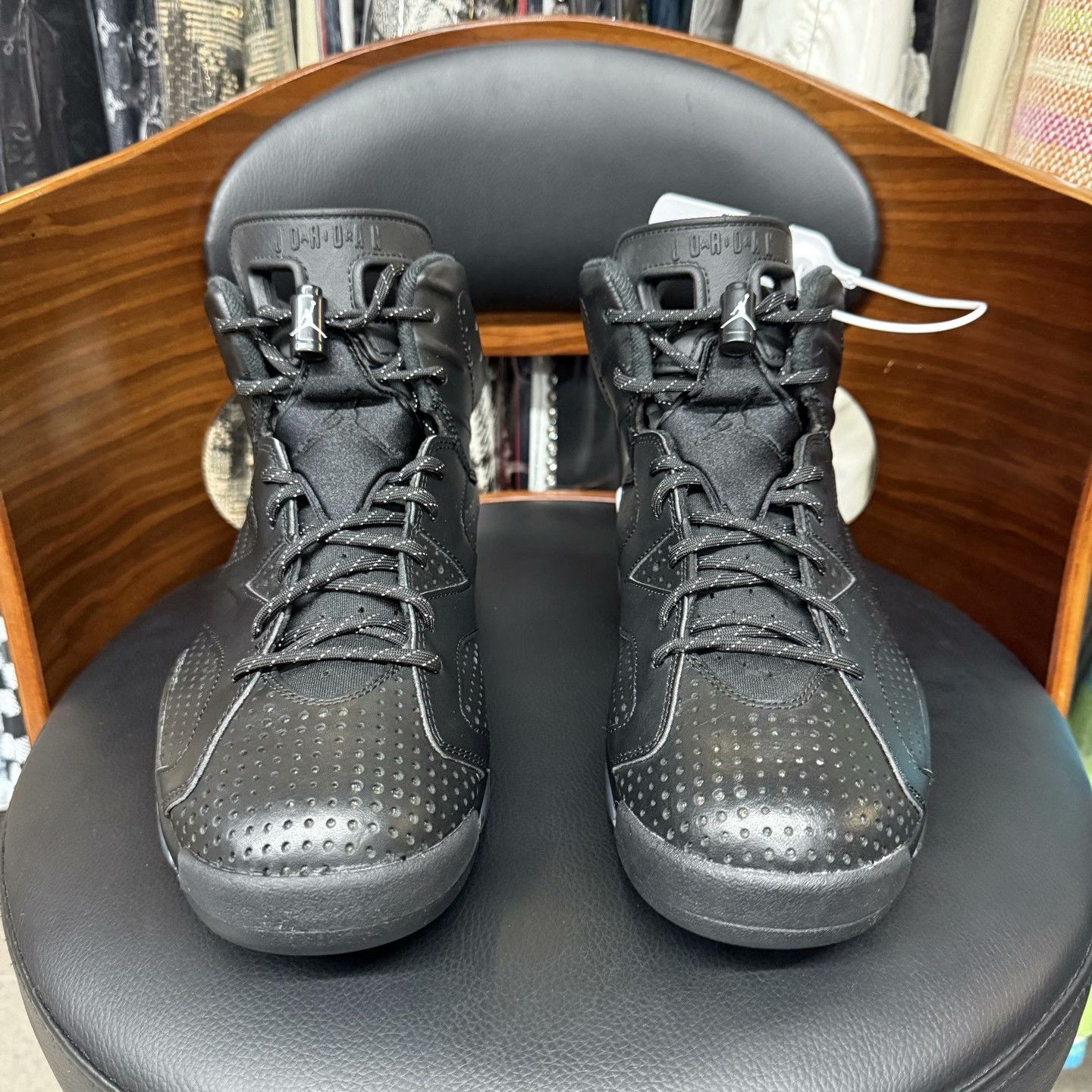 Nike Nike AJ6 Black Lowtop Sneakers 42 Men Size US 9 / EU 42 - 2 Thumbnail