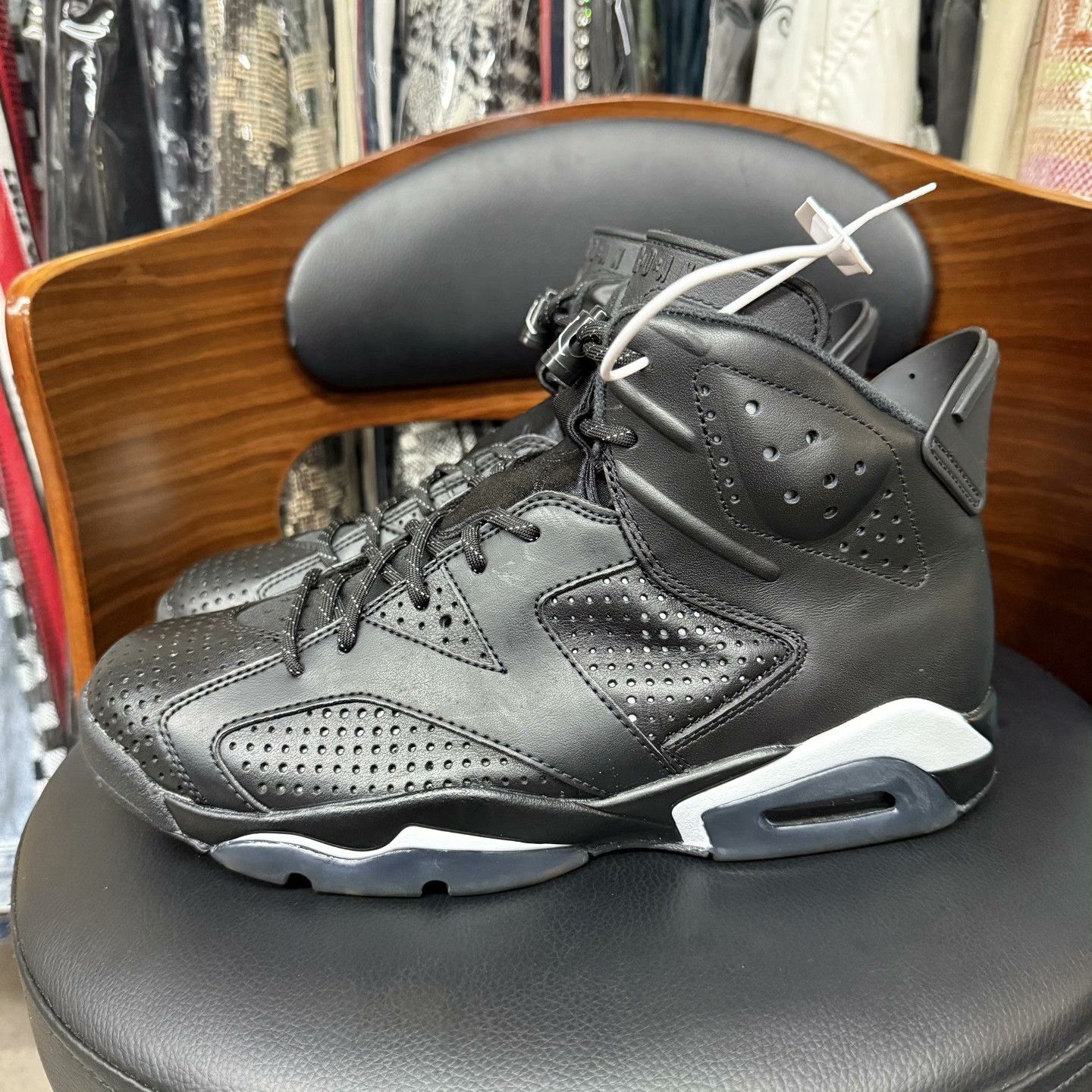Nike Nike AJ6 Black Lowtop Sneakers 42 Men Size US 9 / EU 42 - 6 Thumbnail