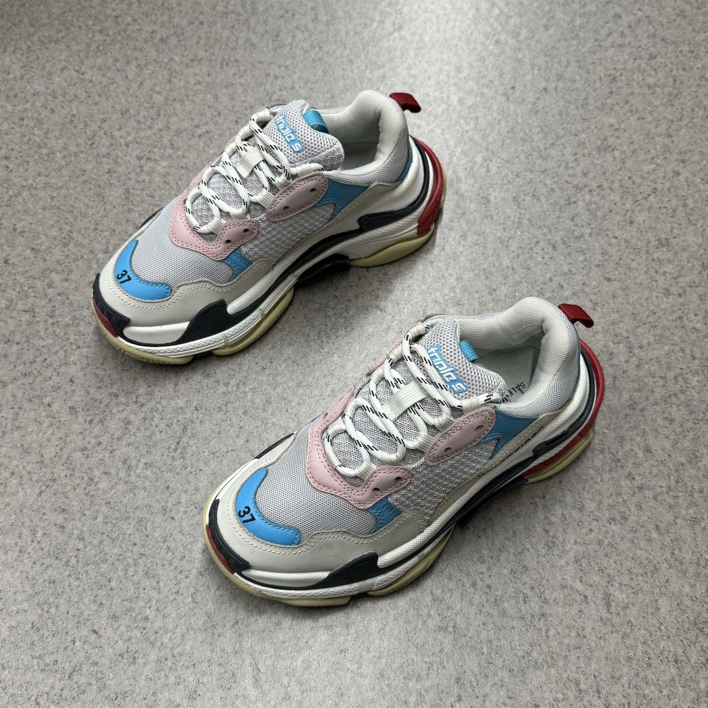 Balenciaga Balenciaga Distressed Multi Lowtop Sneakers 37 Women Size US 6.5 / IT 36.5 - 5 Thumbnail