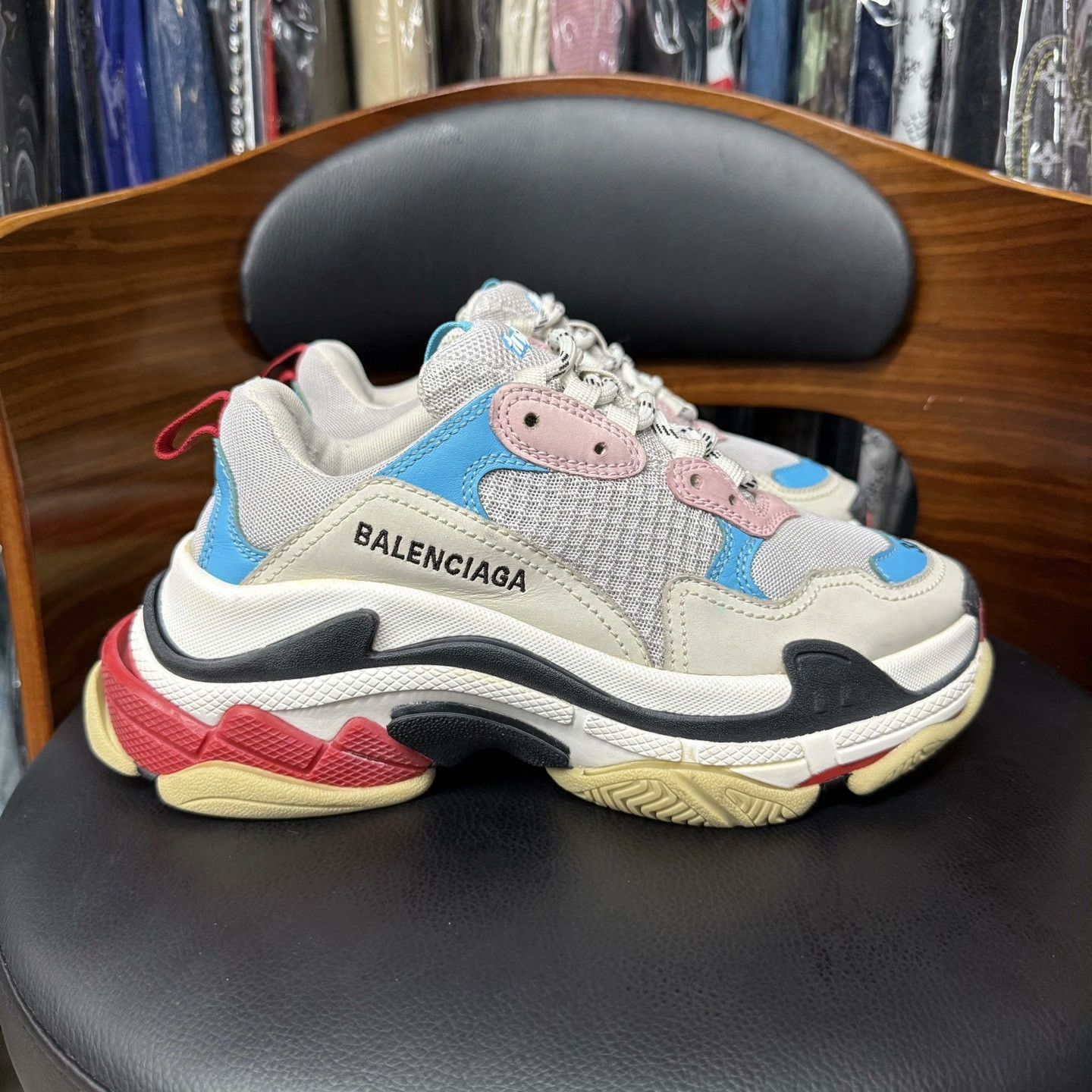 Balenciaga Balenciaga Distressed Multi Lowtop Sneakers 37 Women Size US 6.5 / IT 36.5 - 4 Thumbnail