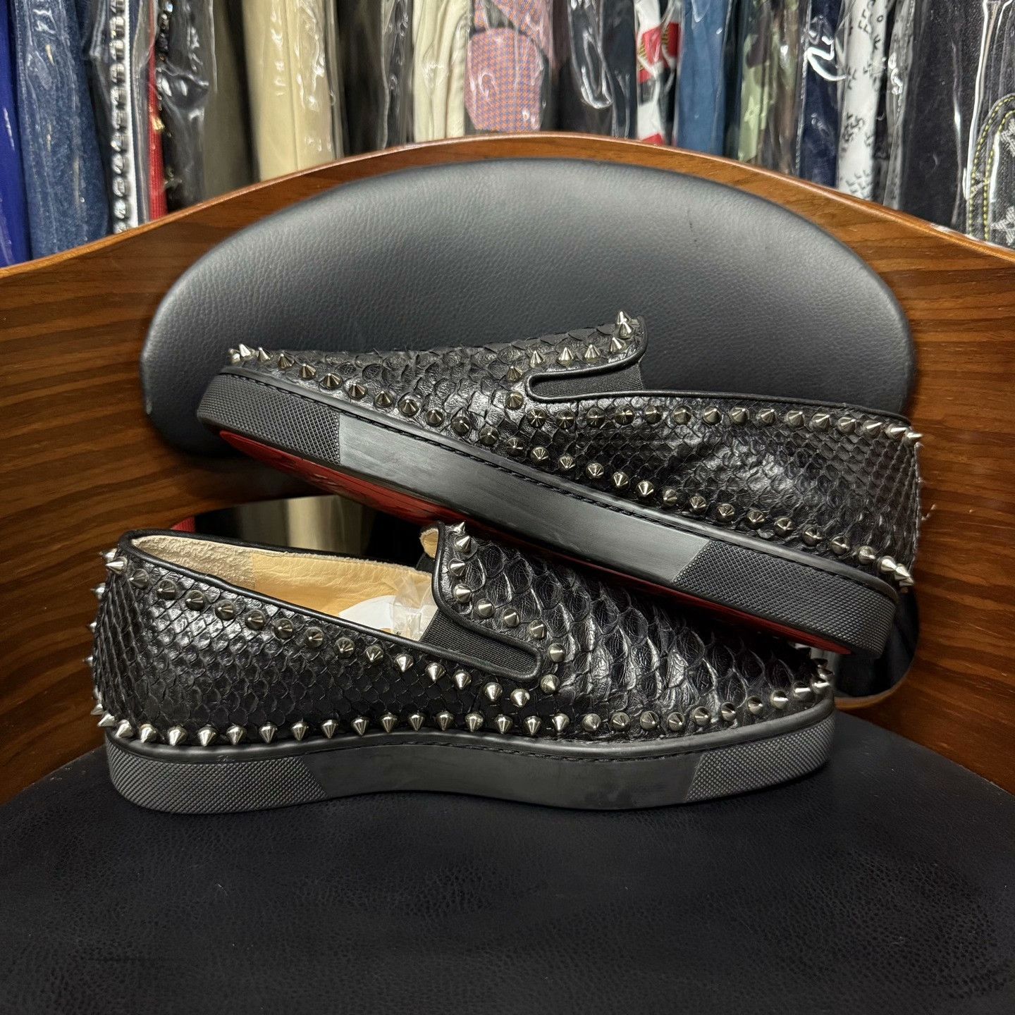Christian Louboutin Christian Louboutin Black Lowtop Sneakers 39 Men Size US 6.5 / EU 39-40 - 7 Thumbnail