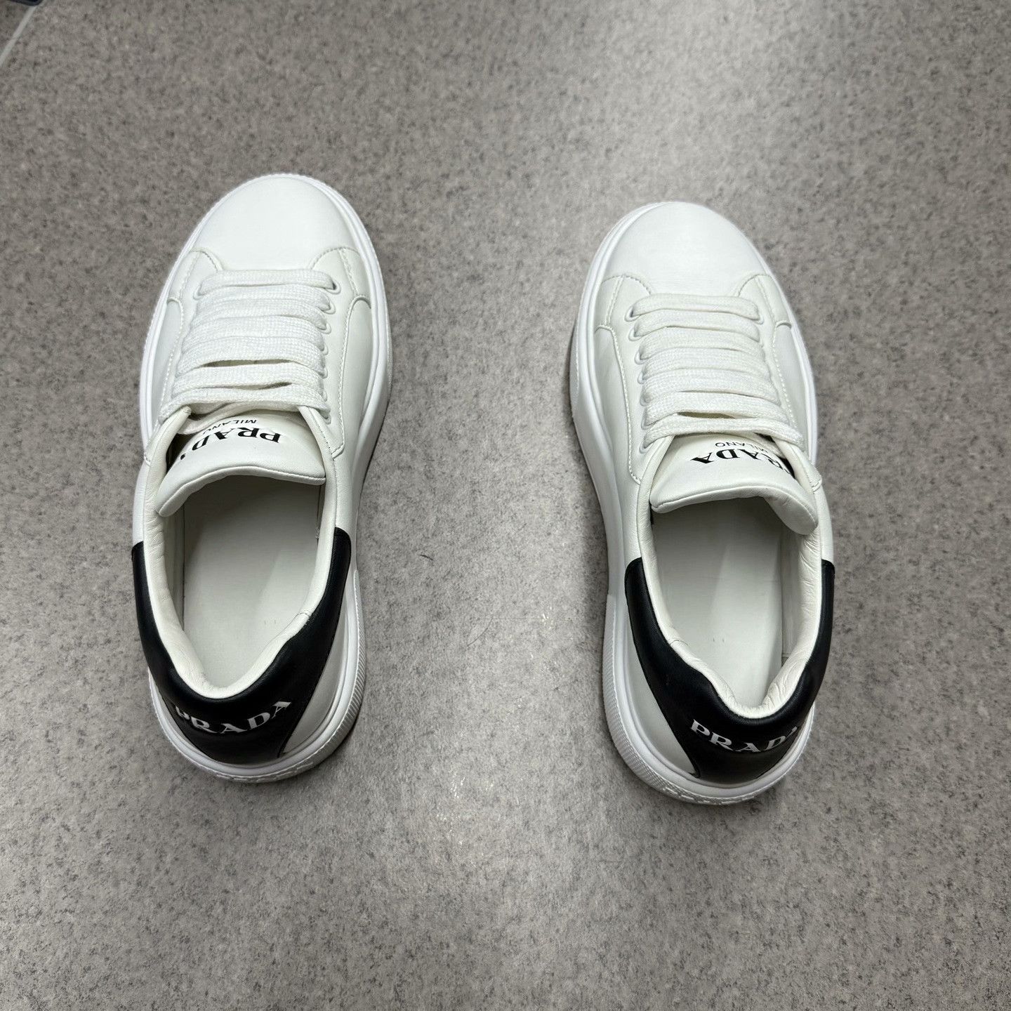 Prada Prada White Lowtop Sneakers 6.5 Women Size US 6.5 / IT 36.5 - 8 Thumbnail