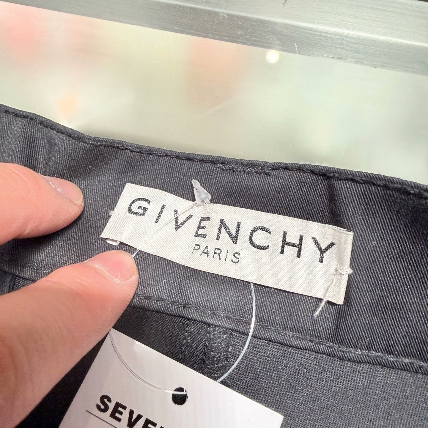 Givenchy Givenchy Black Shorts 48 Men Size US 32 / EU 48 - 4 Thumbnail