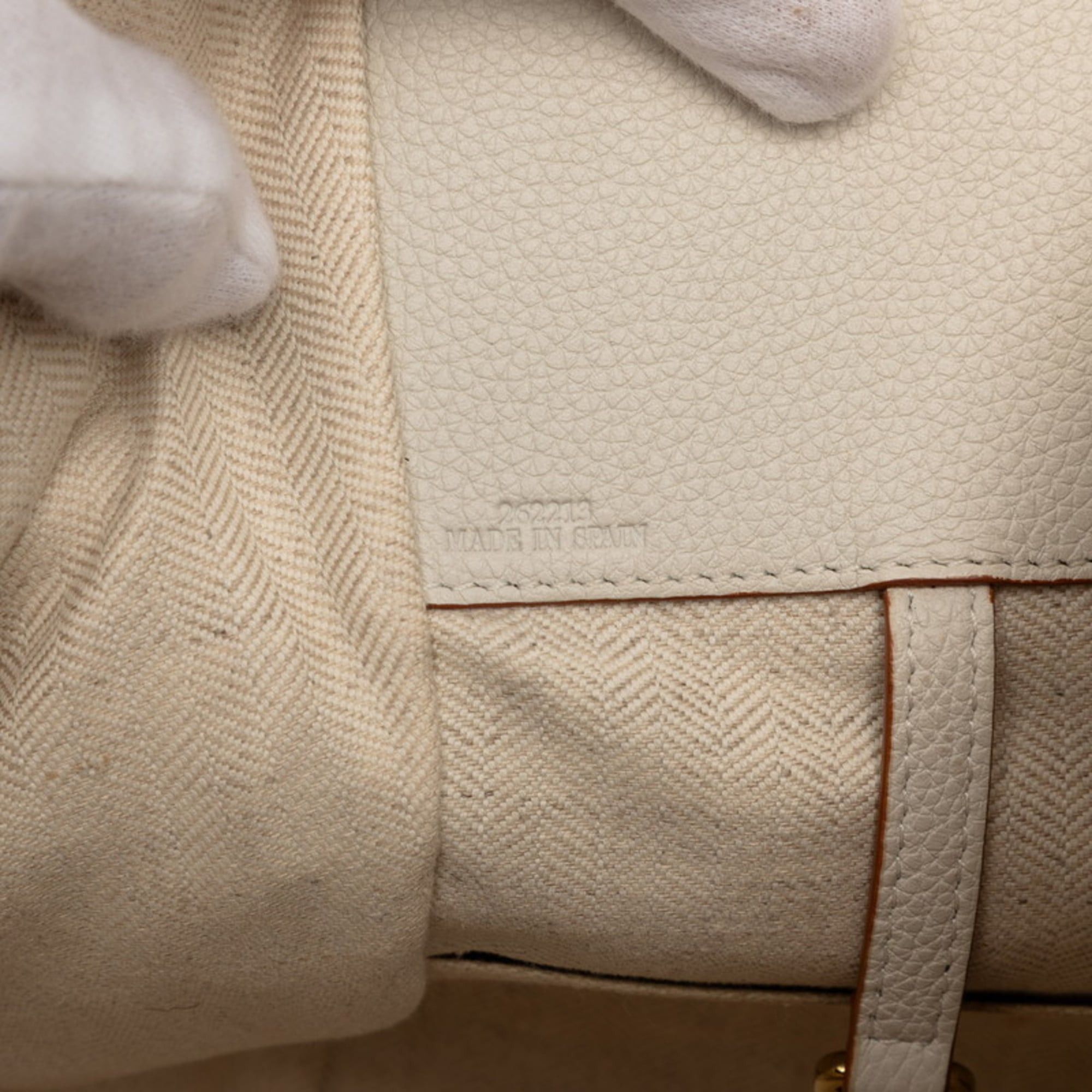 Loewe Loewe Anagram Hammock Small Handbag Shoulder Bag Drawstring 2-Way White Leather Women's LOEWE Size ONE SIZE - 6 Thumbnail