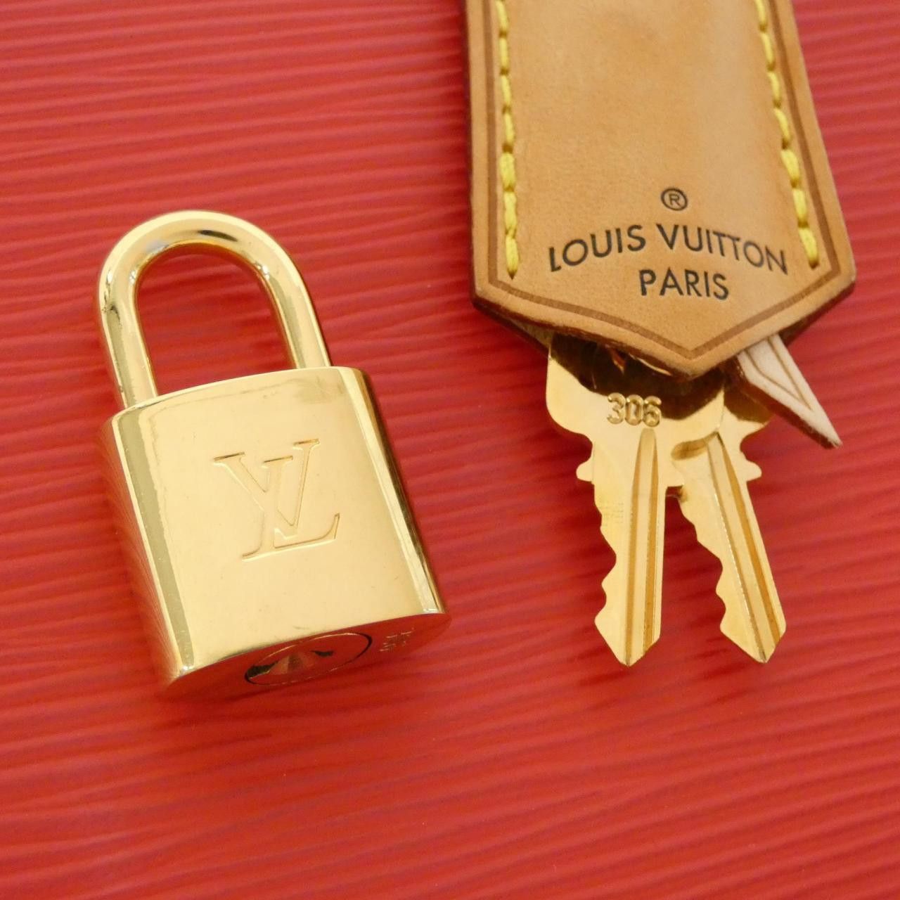 Louis Vuitton Louis Vuitton Louis Vuitton Epi Boston Bag Leather Travel Bag M93249 DUTY FREE for USA Size ONE SIZE - 8 Thumbnail