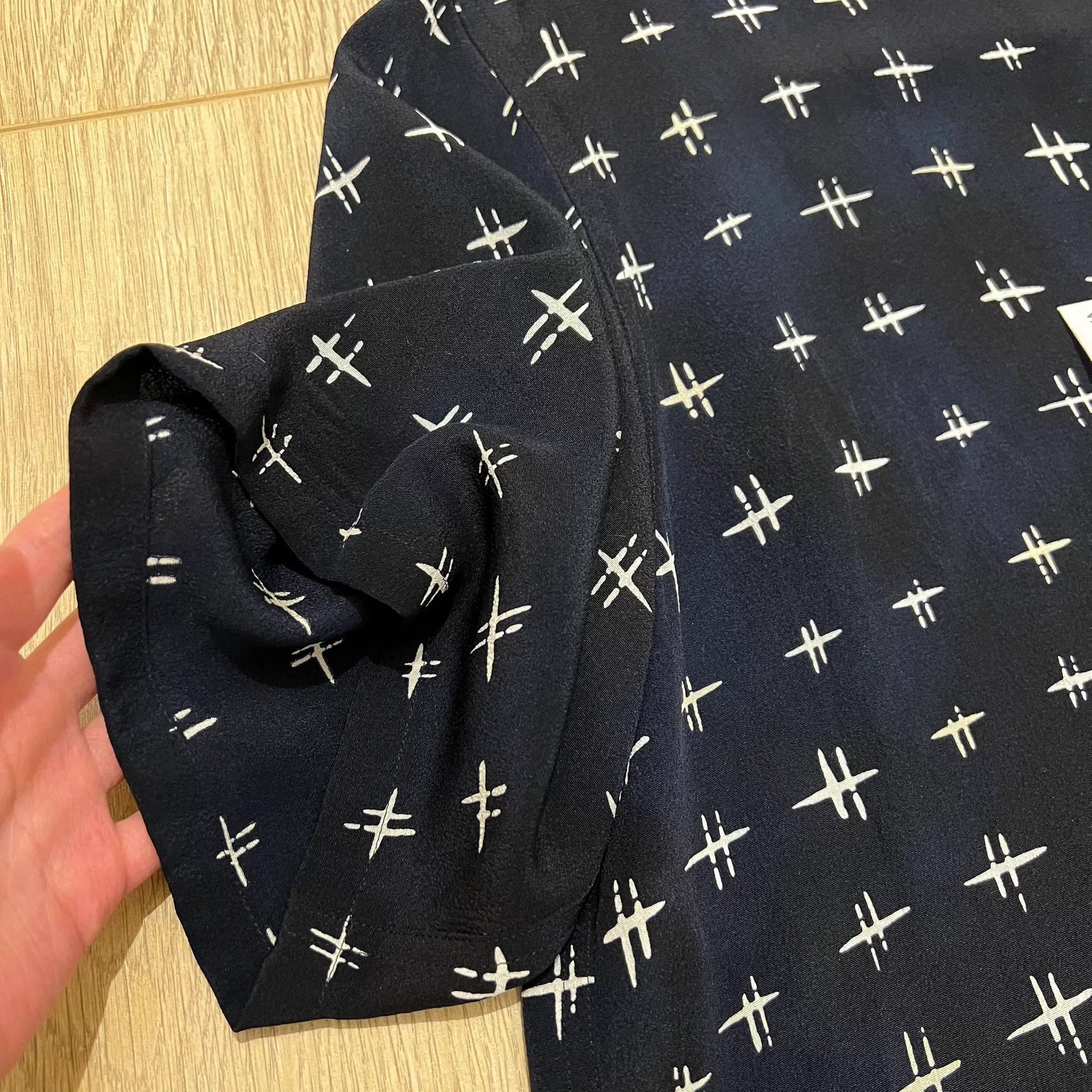 Visvim VISVIM 23SS ICT Wallis S/S Silk Shirt Size US S / EU 44-46 / 1 - 4 Thumbnail