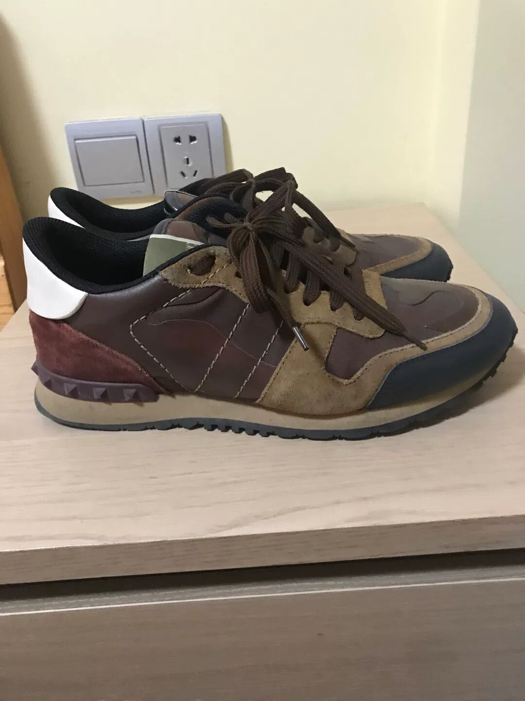 Valentino Valentino sneakers Size US 8 / EU 41 - 2 Thumbnail