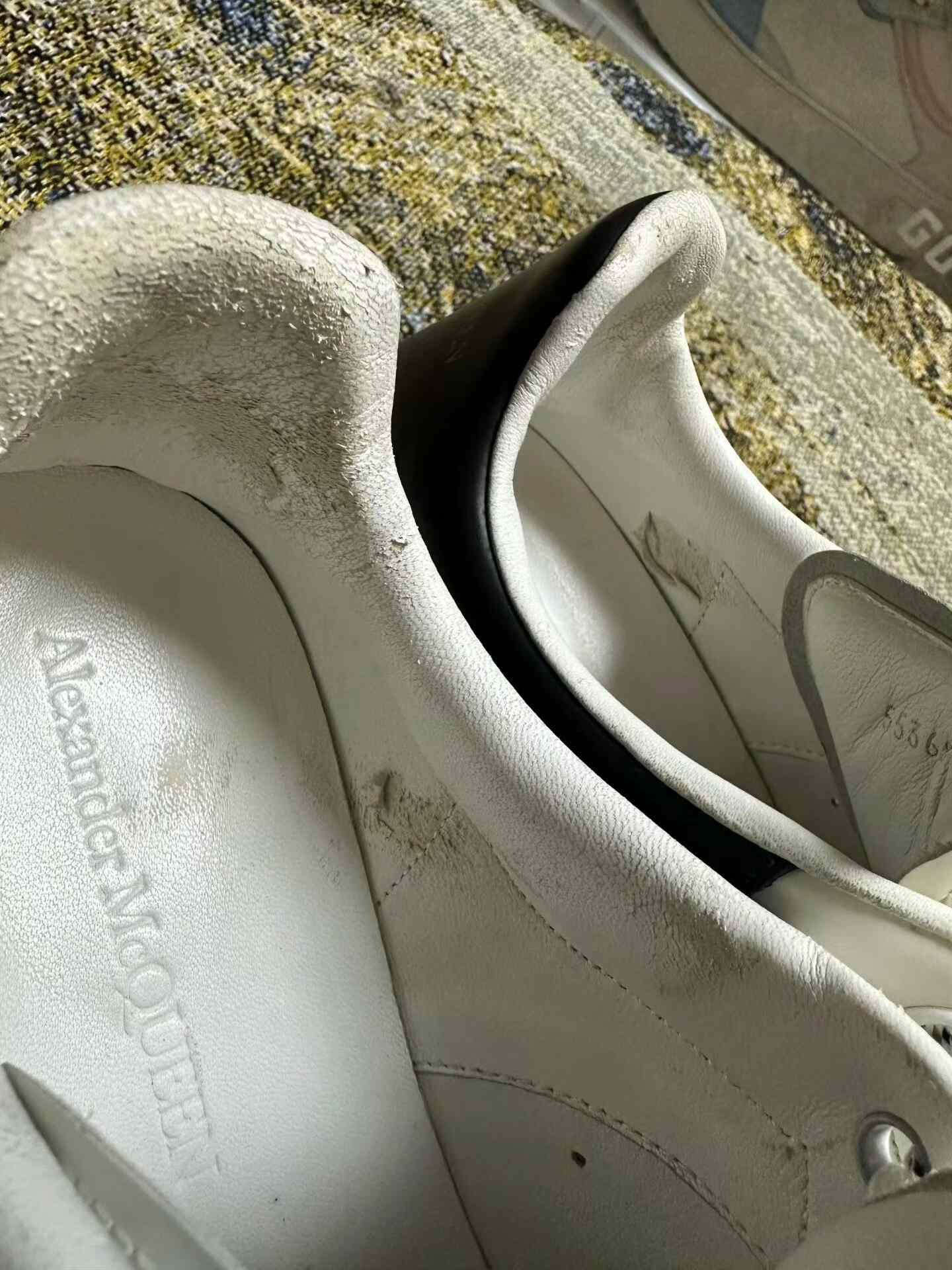 Alexander McQueen Alexander McQueen Black Lowtop Sneakers 40 Men Size US 8 / EU 41 - 9 Thumbnail