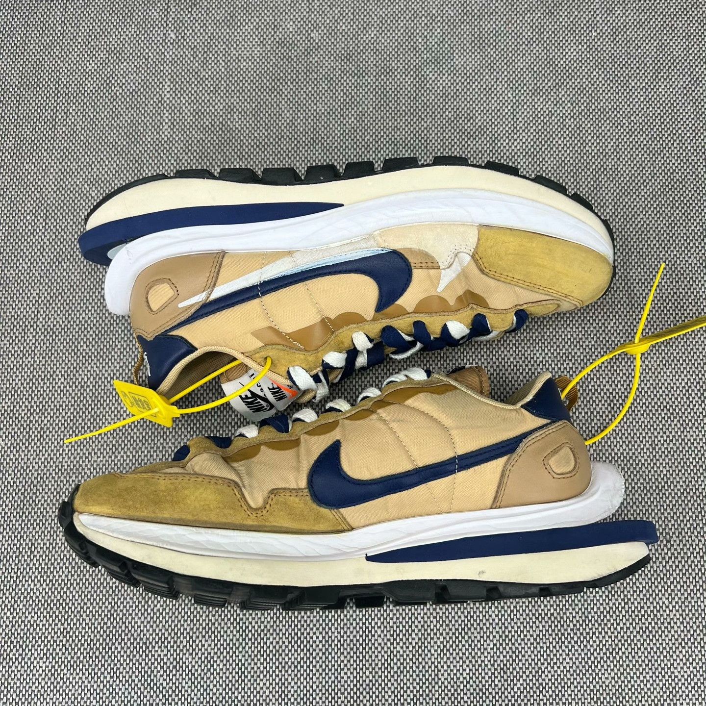 Sacai Sacai Lowtop Sneakers 43 Men Size US 10 / EU 43 - 2 Thumbnail