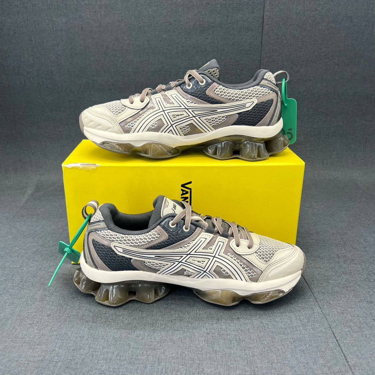 Asics Asics Gray Lowtop Sneakers 40 Men Size US 7.5 / EU 40-41 - 4 Thumbnail