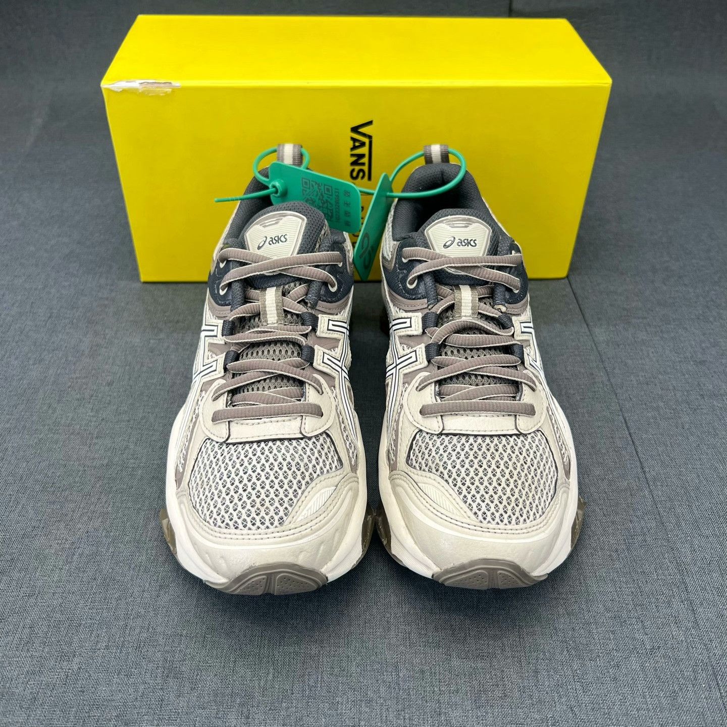 Asics Asics Gray Lowtop Sneakers 40 Men Size US 7.5 / EU 40-41 - 5 Thumbnail