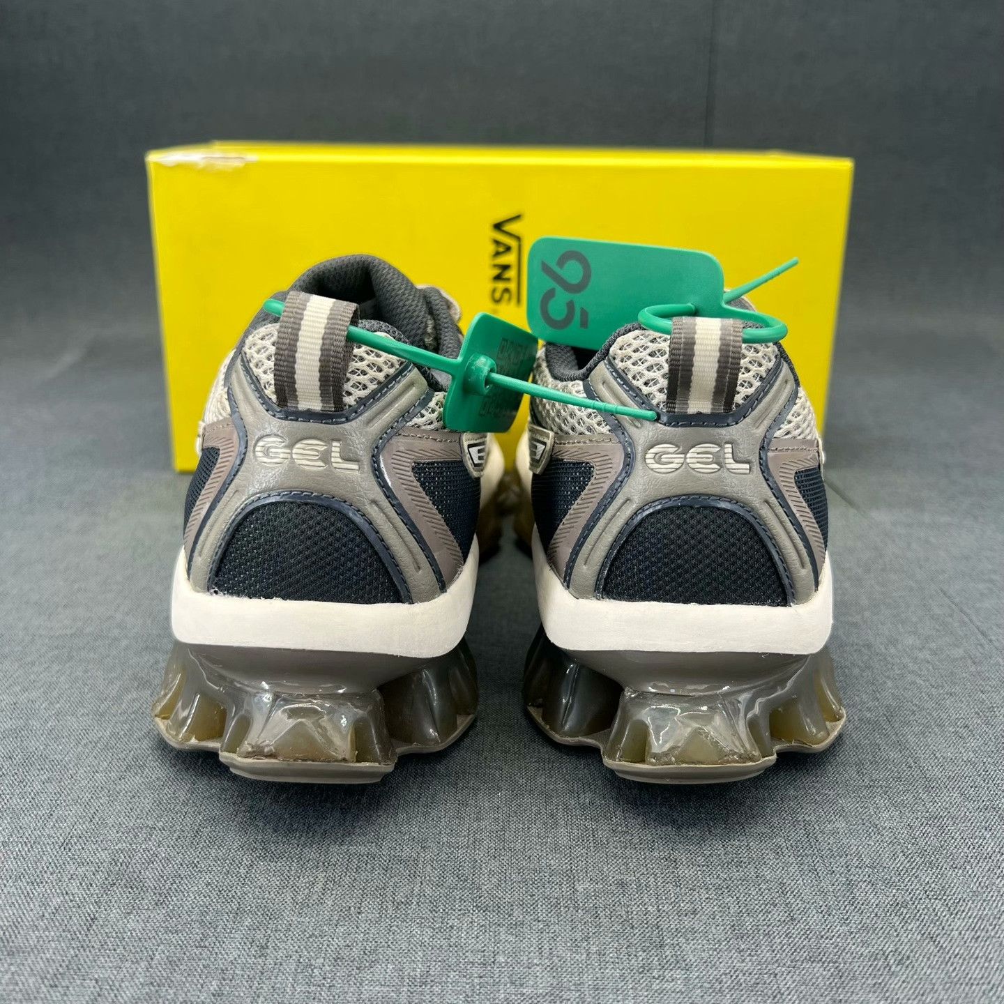 Asics Asics Gray Lowtop Sneakers 40 Men Size US 7.5 / EU 40-41 - 6 Thumbnail