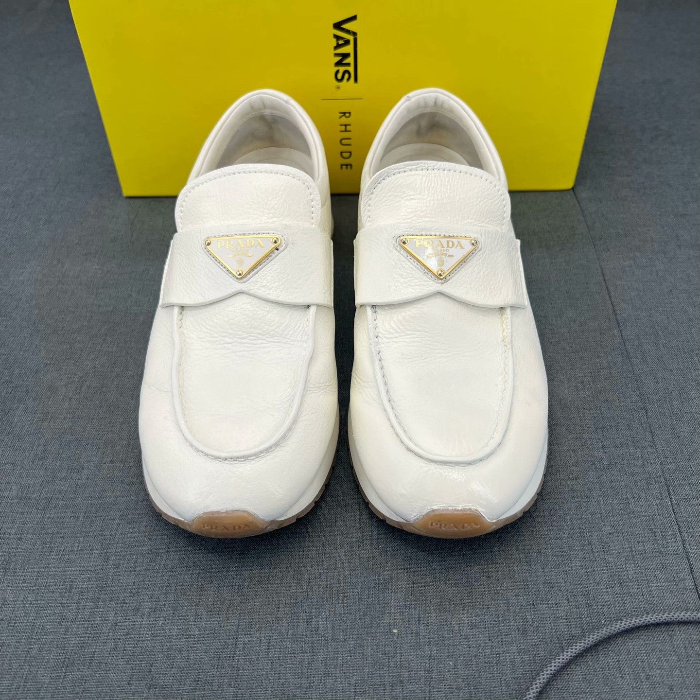 Prada Prada White Lowtop Sneakers 40 Men Size US 7.5 / EU 40-41 - 4 Thumbnail