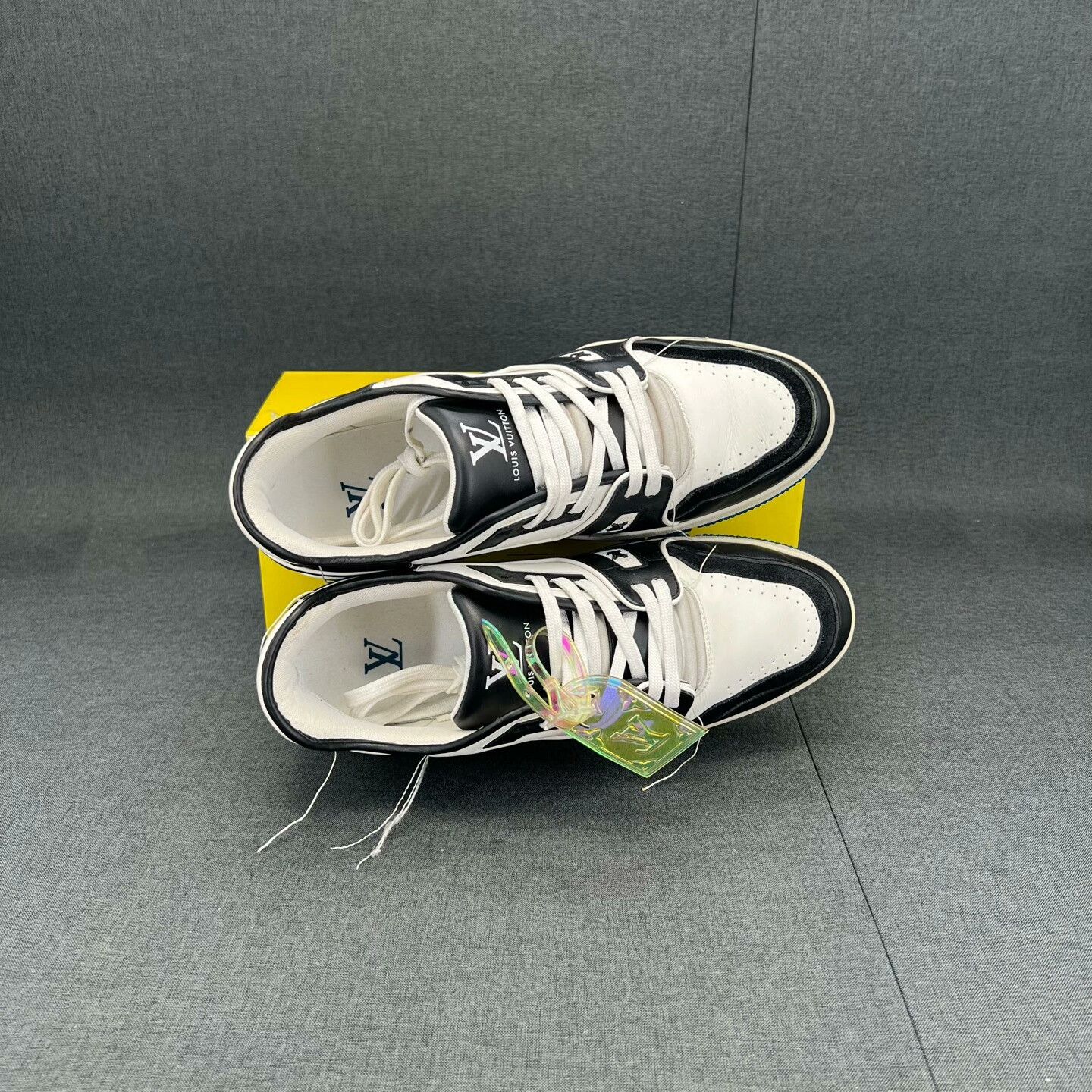 Louis Vuitton Louis Vuitton Training Blue Lowtop Sneakers 43.5 Men Size US 10.5 / EU 43-44 - 7 Thumbnail