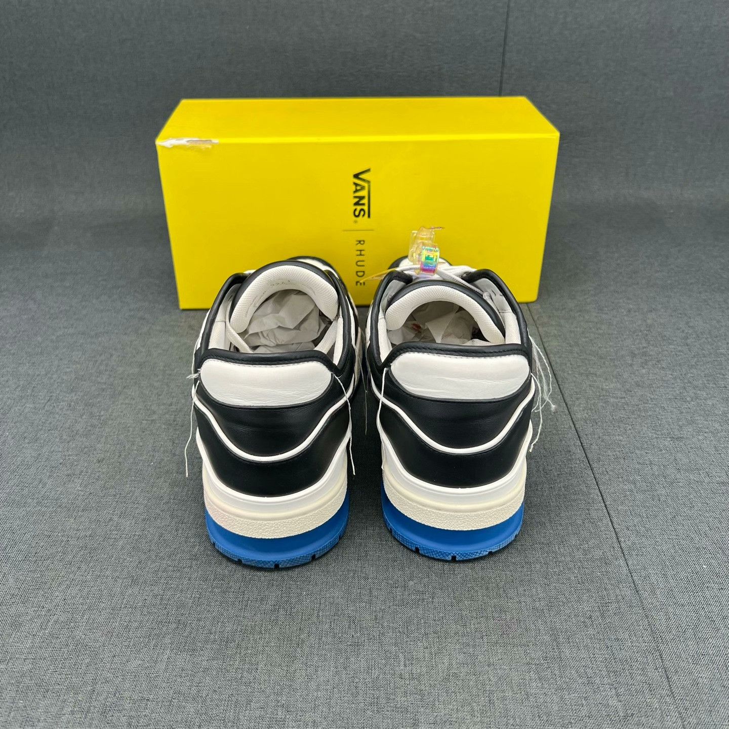 Louis Vuitton Louis Vuitton Training Blue Lowtop Sneakers 43.5 Men Size US 10.5 / EU 43-44 - 5 Thumbnail