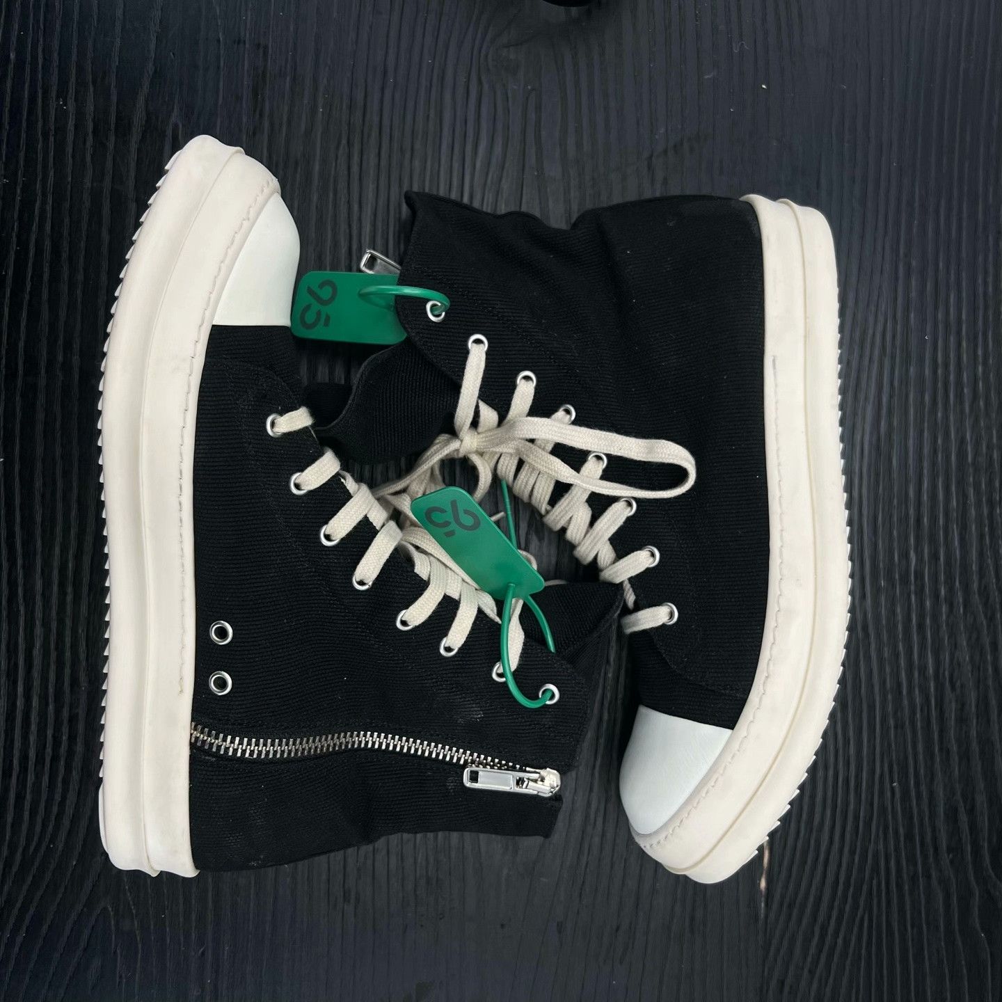 Rick Owens Rick Owens Black Hitop Sneakers 43.5 Men Size US 10.5 / EU 43-44 - 2 Thumbnail