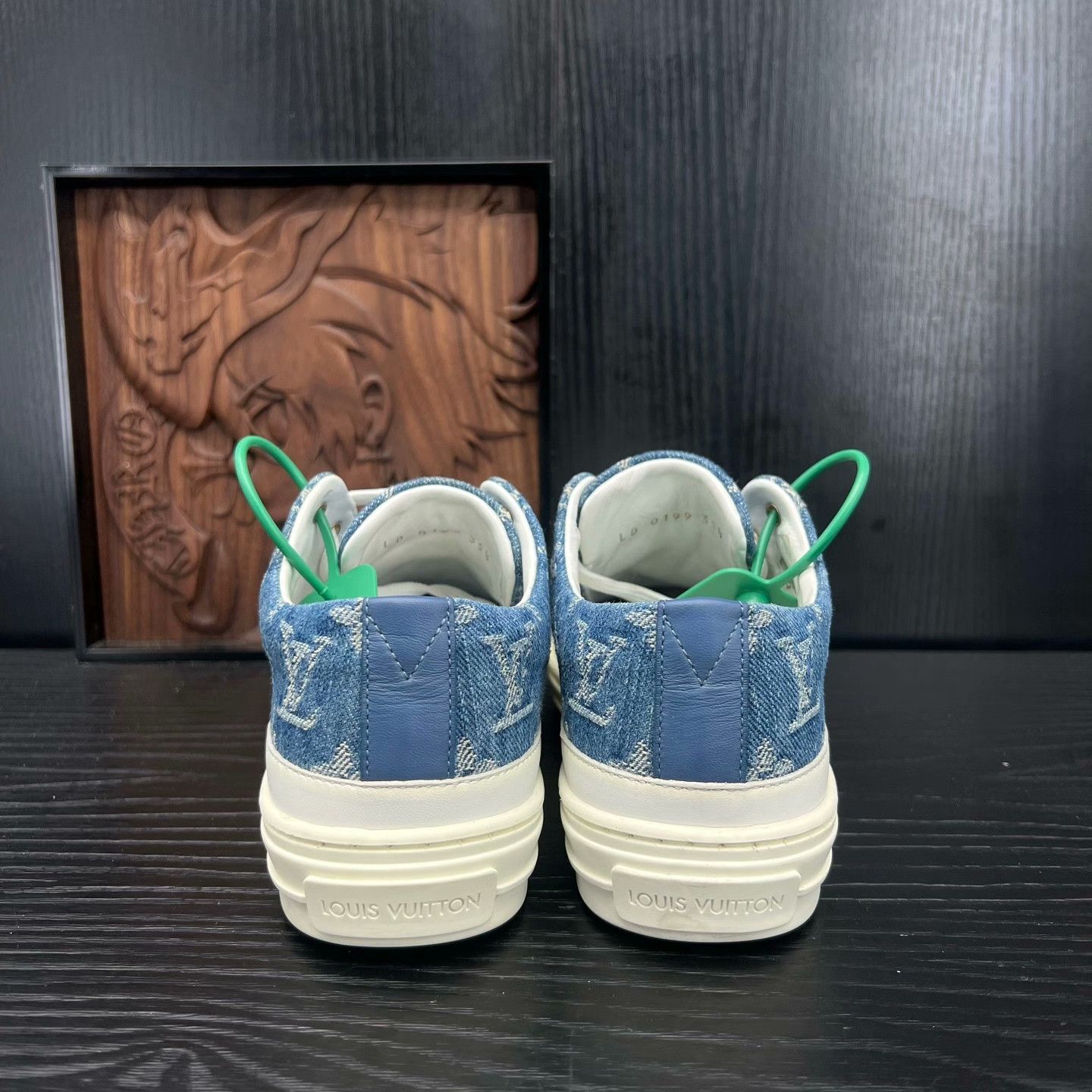 Louis Vuitton Louis Vuitton Denim Blue Lowtop Sneakers 35 Women Size US 5 / IT 35 - 5 Thumbnail