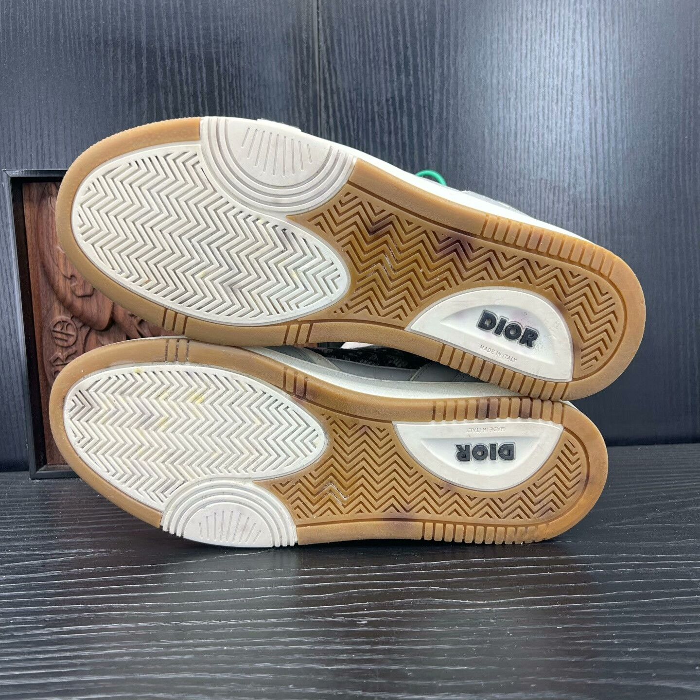 Dior Dior White Hitop Sneakers 27 Men Size US 10 / EU 43 - 7 Thumbnail