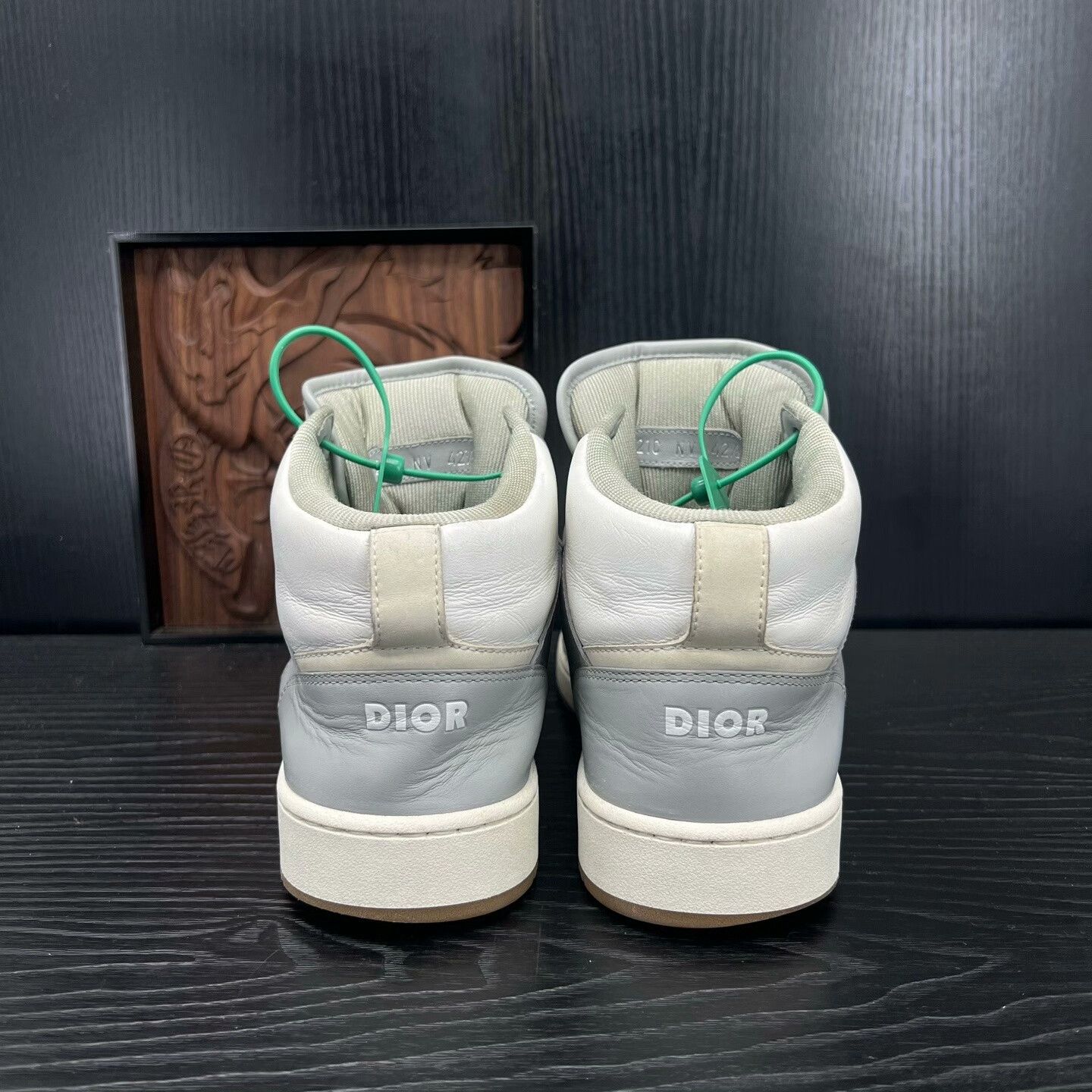 Dior Dior White Hitop Sneakers 27 Men Size US 10 / EU 43 - 5 Thumbnail