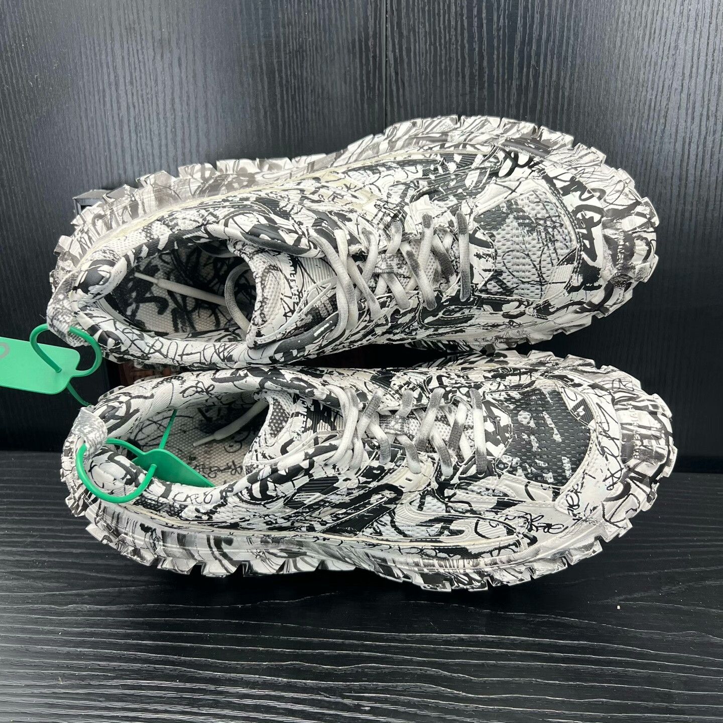 Balenciaga Balenciaga Printed Lowtop Sneakers 45 Men Size US 11.5 / EU 44-45 - 8 Thumbnail