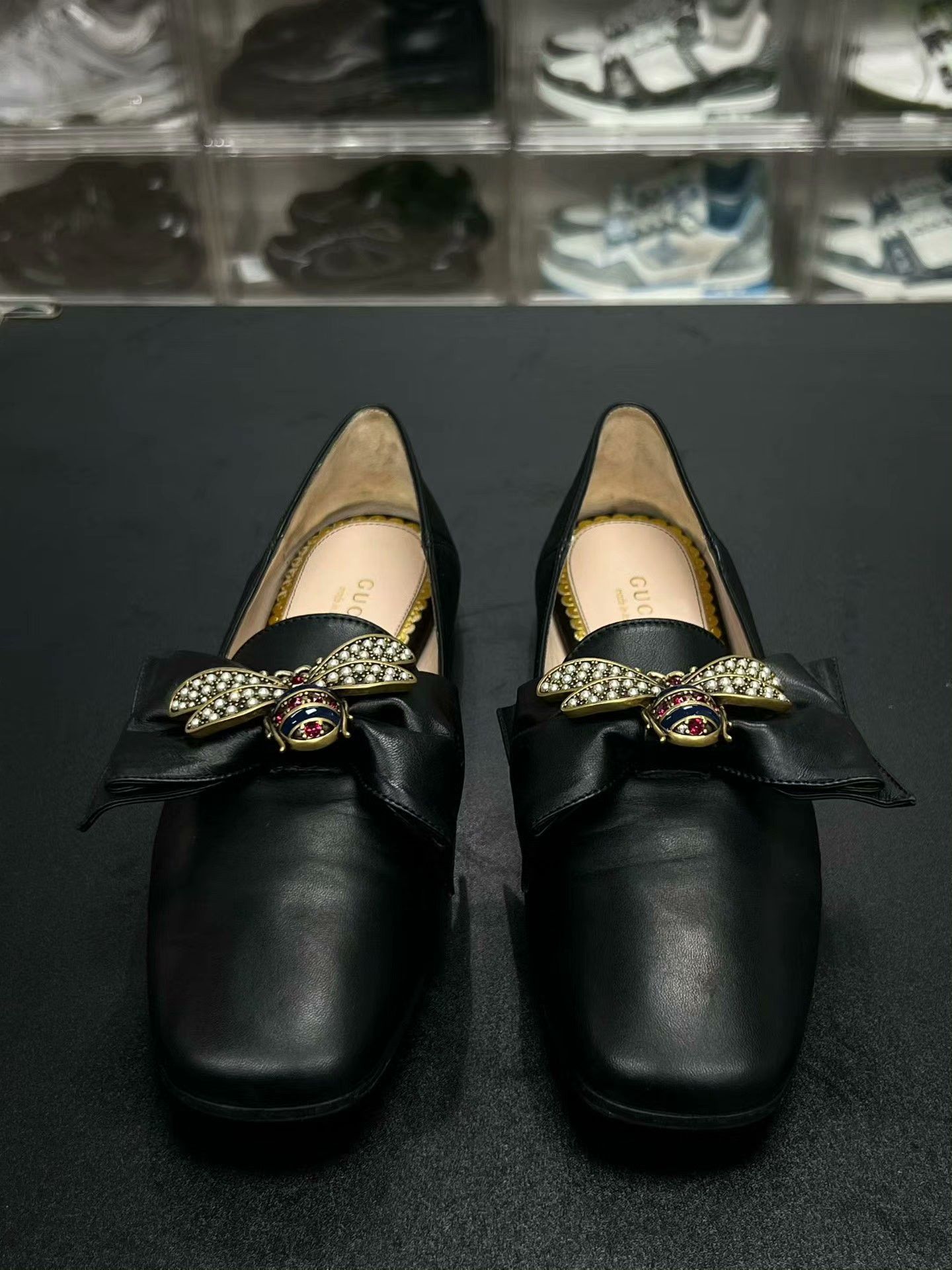 Gucci Gucci Black Lowtop Sneakers 37 Women Size US 6.5 / IT 36.5 - 2 Thumbnail