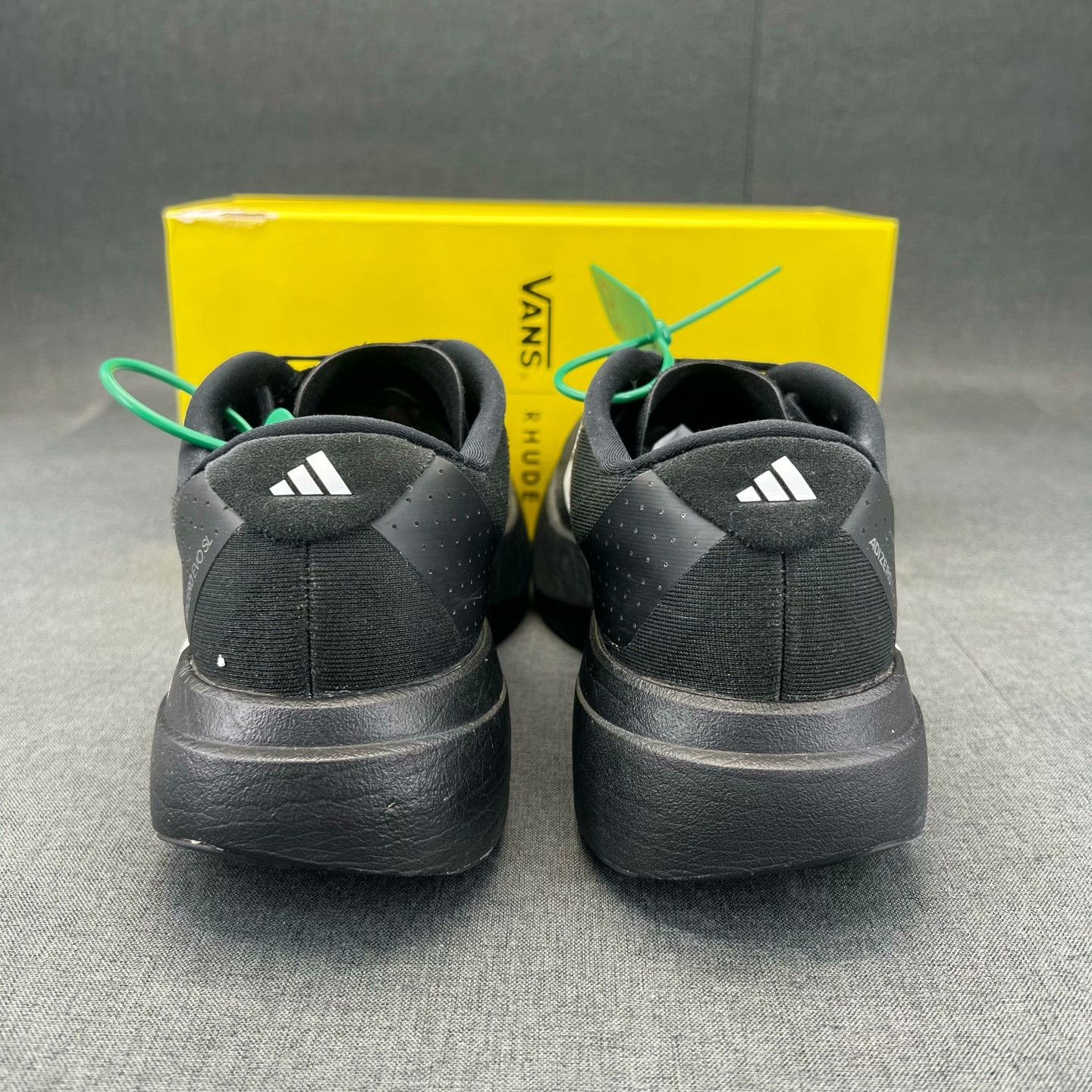 Adidas Adidas Black Lowtop Sneakers 43 Men Size US 10 / EU 43 - 5 Thumbnail