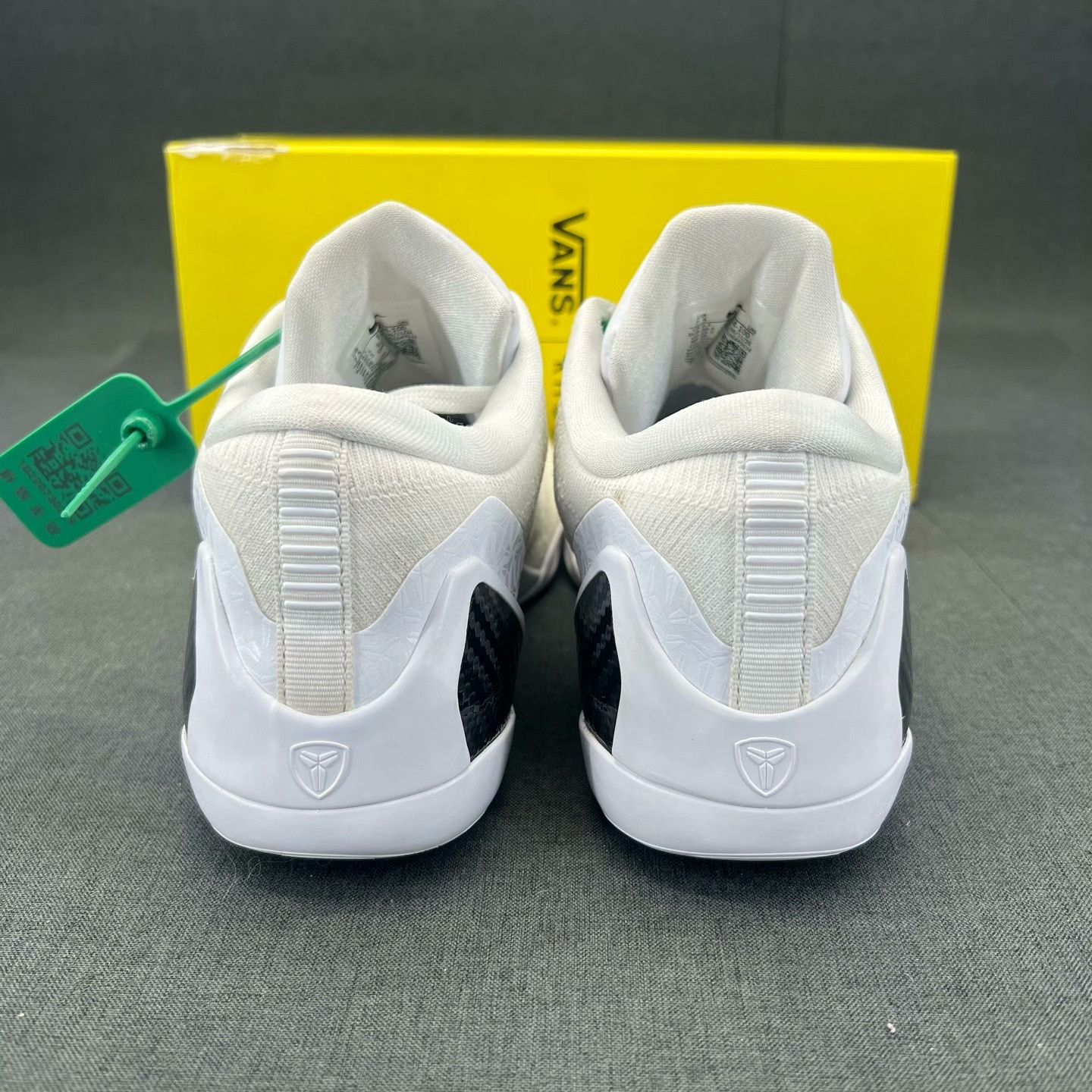 Nike Nike White Lowtop Sneakers 40 Men Size US 7.5 / EU 40-41 - 7 Thumbnail