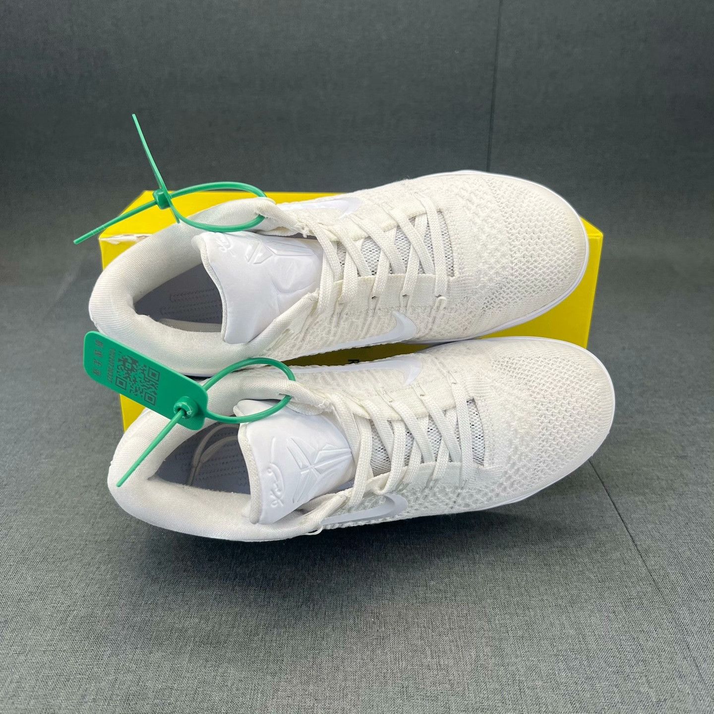Nike Nike White Lowtop Sneakers 40 Men Size US 7.5 / EU 40-41 - 3 Thumbnail