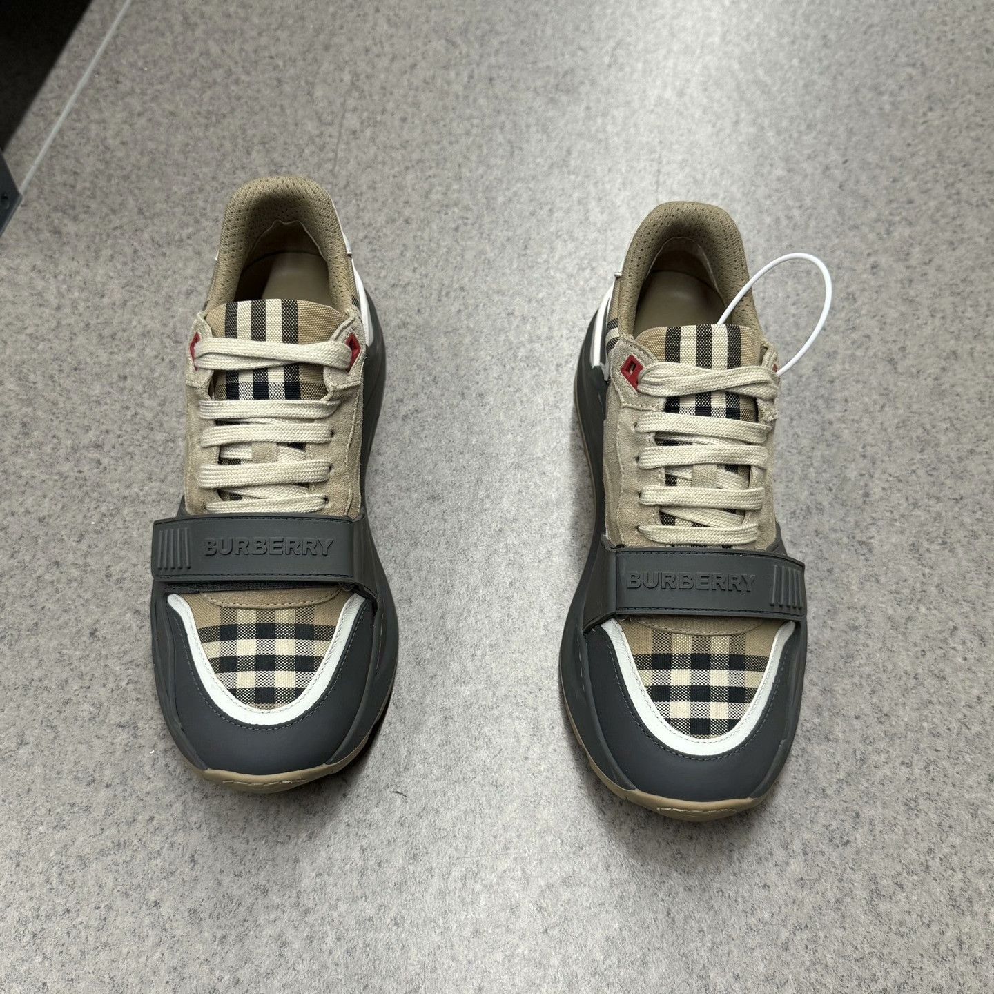Burberry Burberry Plaid Lowtop Sneakers 41 Men Size US 8.5 / EU 41-42 - 5 Thumbnail