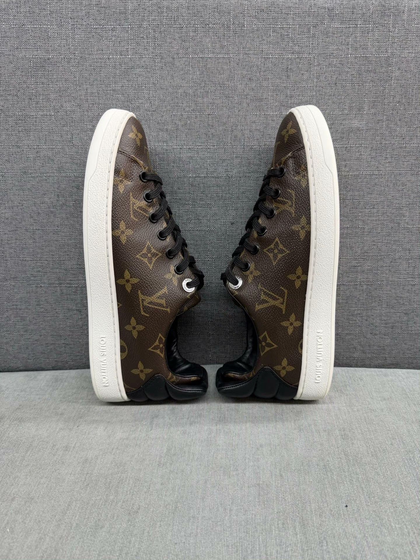 Louis Vuitton Louis Vuitton Lowtop Sneakers 38 Men Size US 6 / EU 39 - 4 Thumbnail