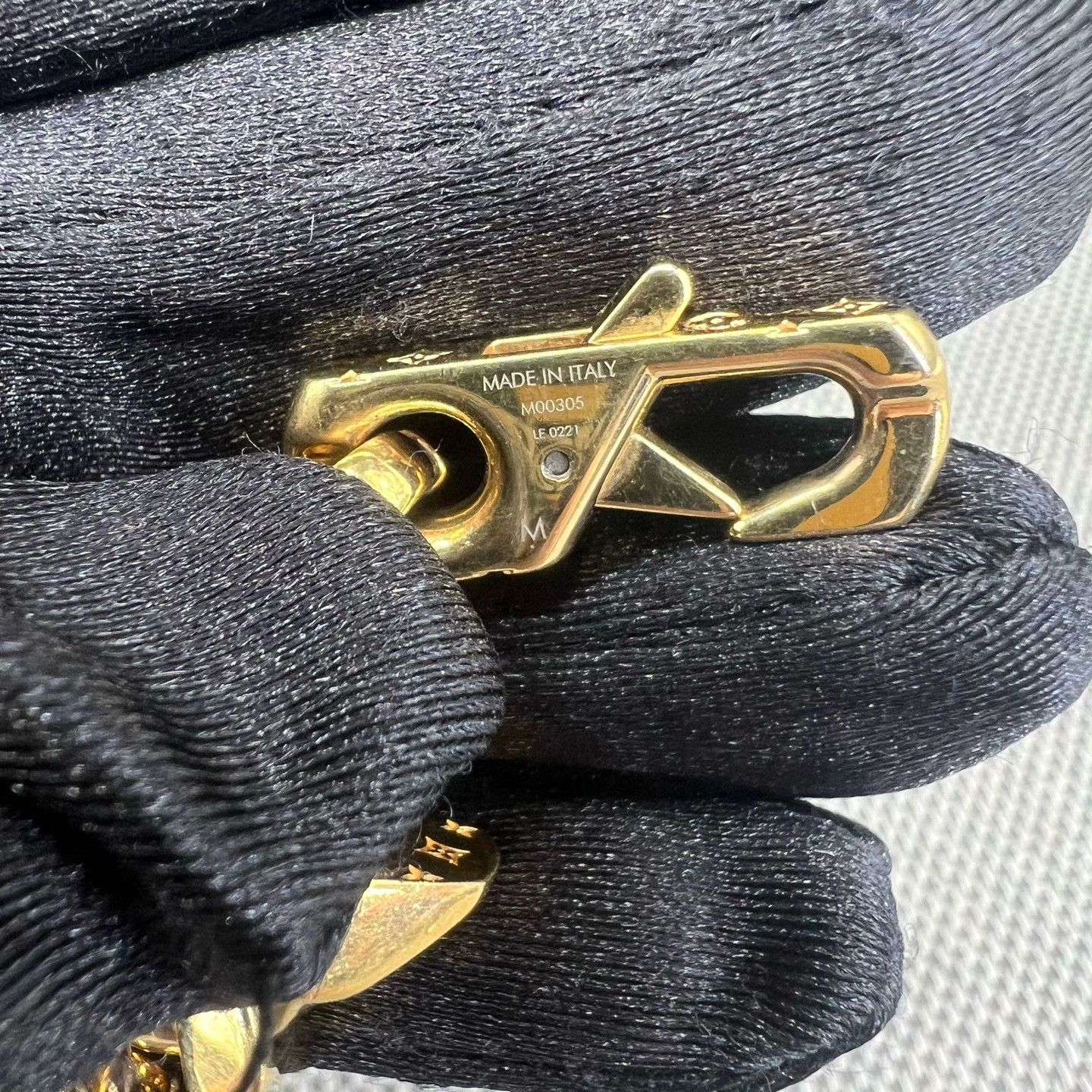 Louis Vuitton Louis Vuitton Gold Jewelry M Men Size ONE SIZE - 5 Thumbnail