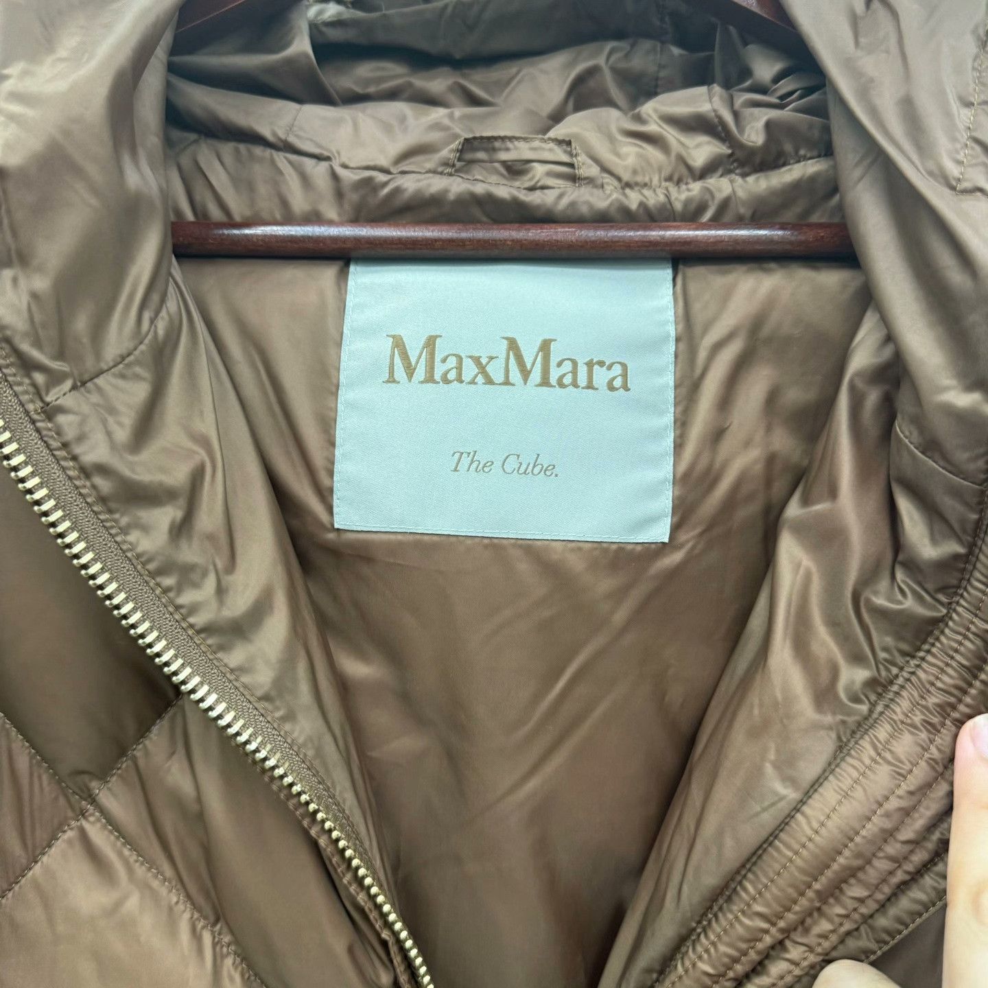 Max Mara Max Mara Brown Vest 40 Women Size M / US 6-8 / IT 42-44 - 6 Thumbnail
