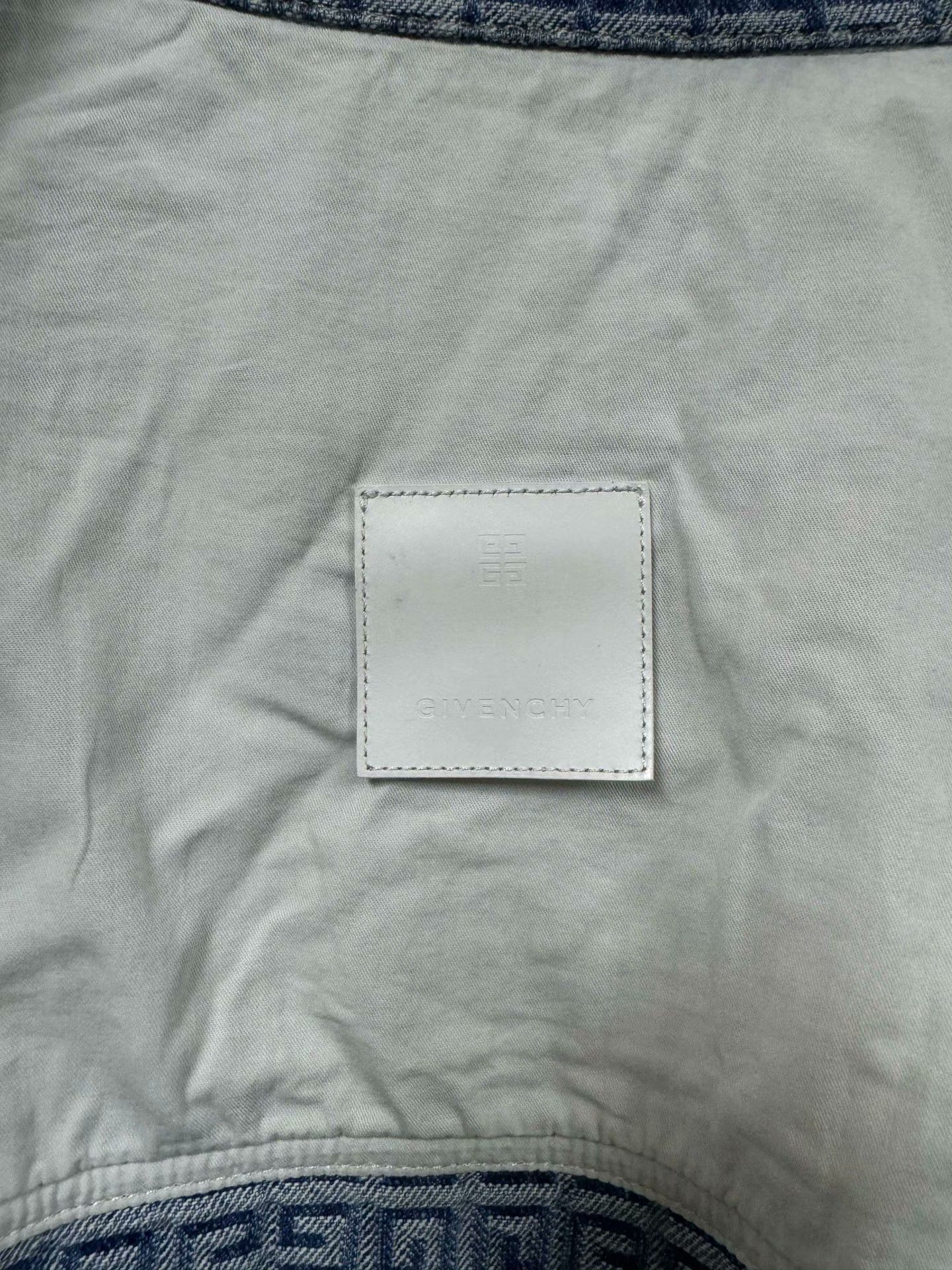 Givenchy Givenchy Denim Light Jacket M Men Size US M / EU 48-50 / 2 - 7 Thumbnail