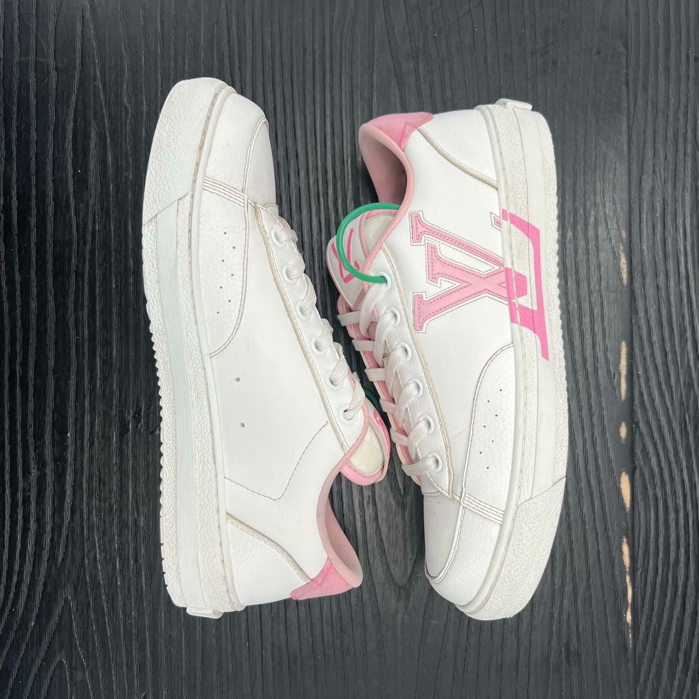 Louis Vuitton Louis Vuitton Pink Lowtop Sneakers 37 Women Size US 6.5 / IT 36.5 - 2 Thumbnail