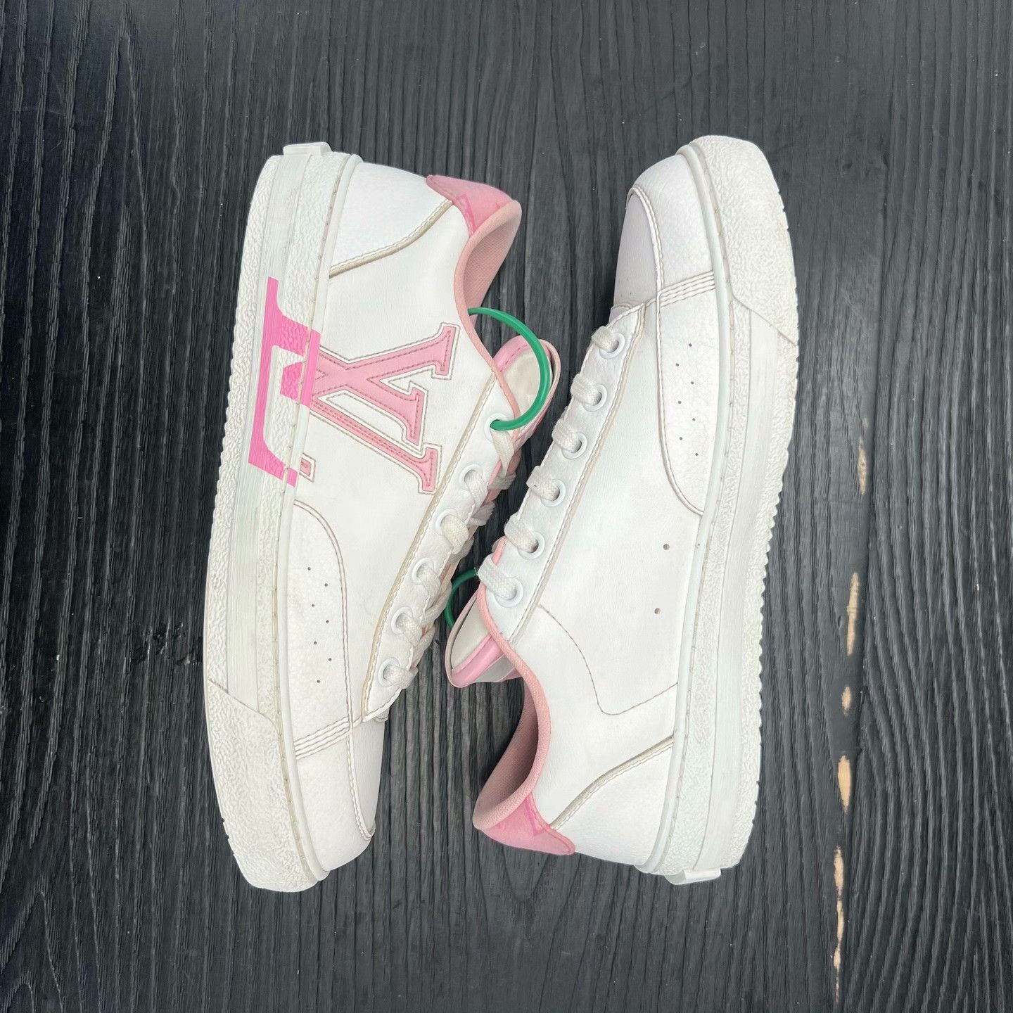 Louis Vuitton Louis Vuitton Pink Lowtop Sneakers 37 Women Size US 6.5 / IT 36.5 - 3 Thumbnail