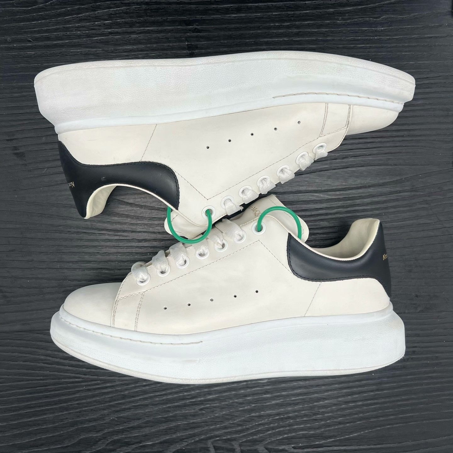 Alexander McQueen Alexander McQueen Leather Black Lowtop Sneakers 41 Men Size US 8.5 / EU 41-42 - 2 Thumbnail