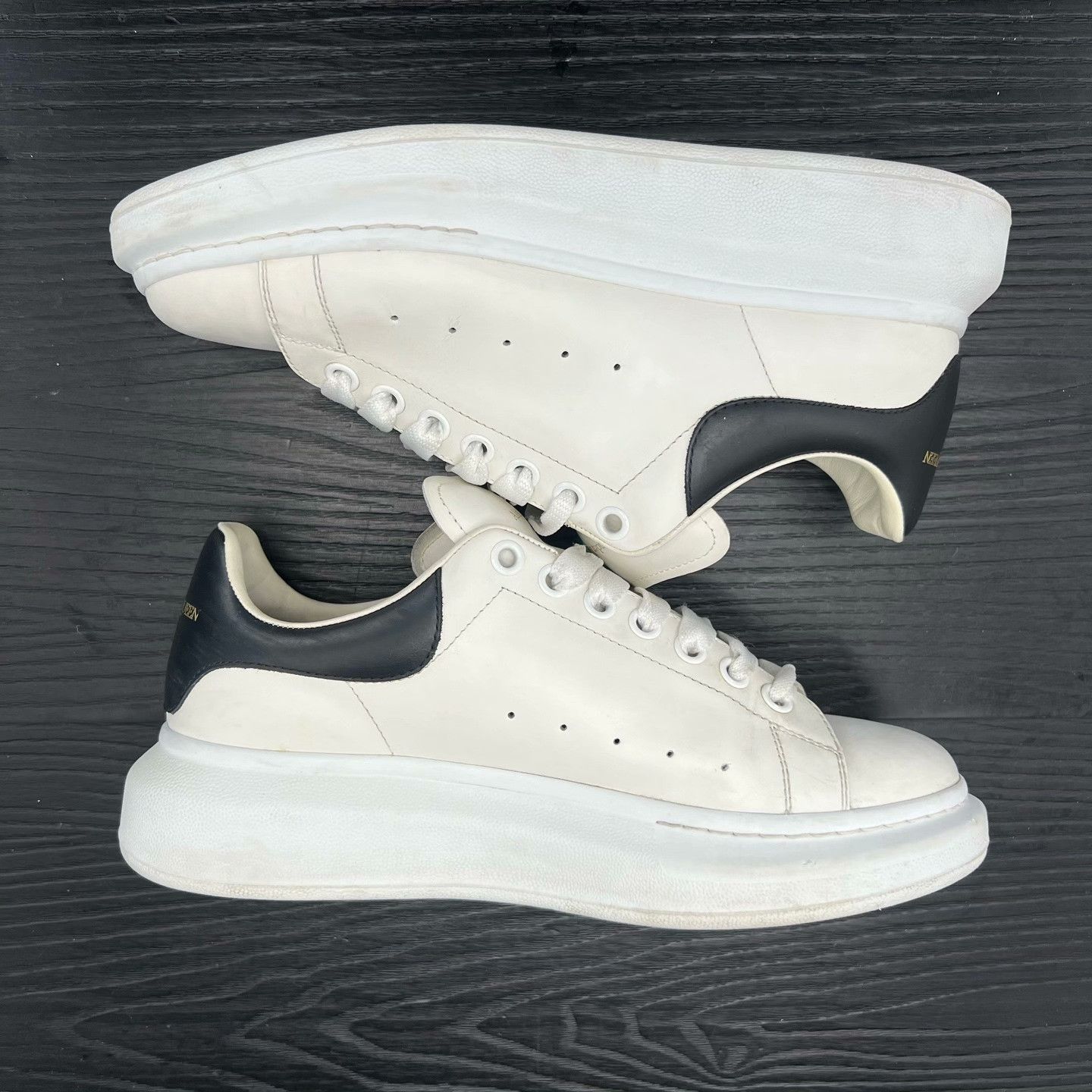 Alexander McQueen Alexander McQueen Leather Black Lowtop Sneakers 41 Men Size US 8.5 / EU 41-42 - 3 Thumbnail