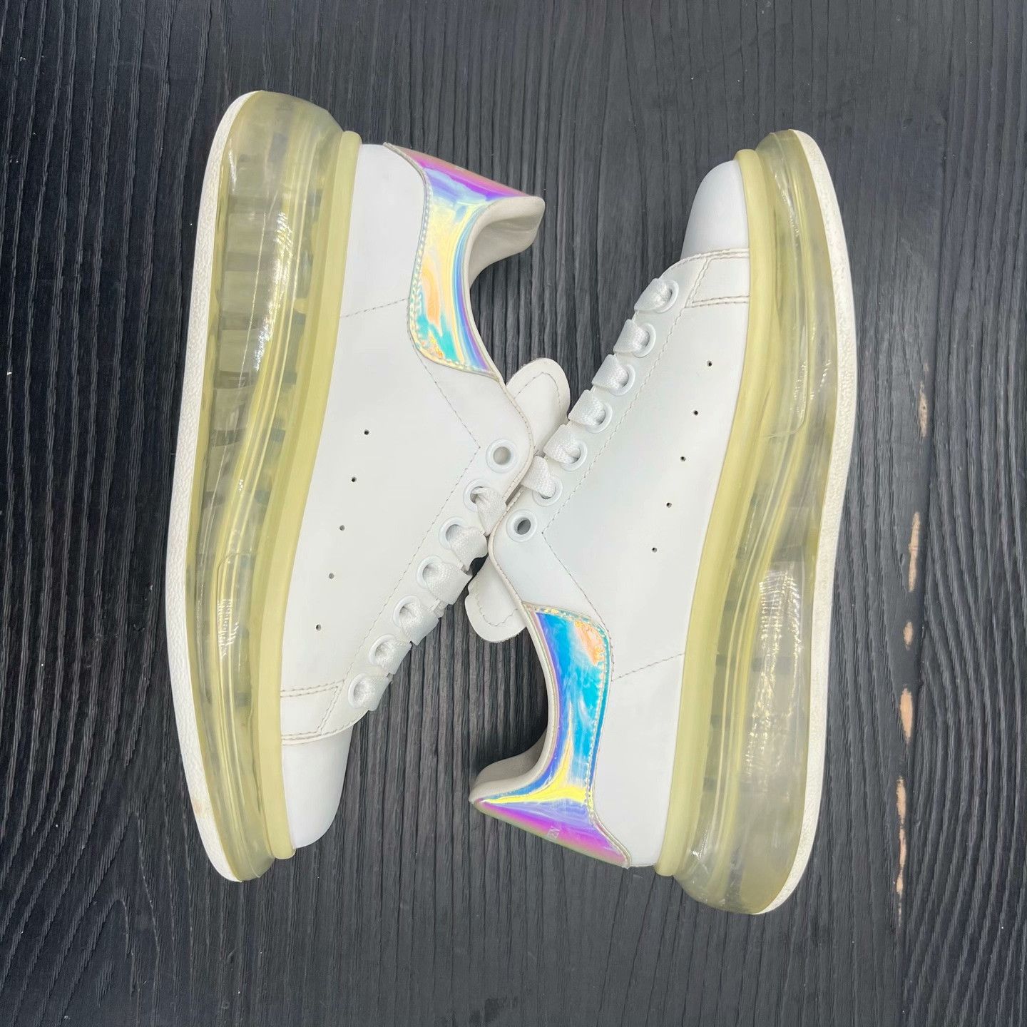 Alexander McQueen Alexander McQueen Lowtop Sneakers 37 Women Size US 6.5 / IT 36.5 - 2 Thumbnail