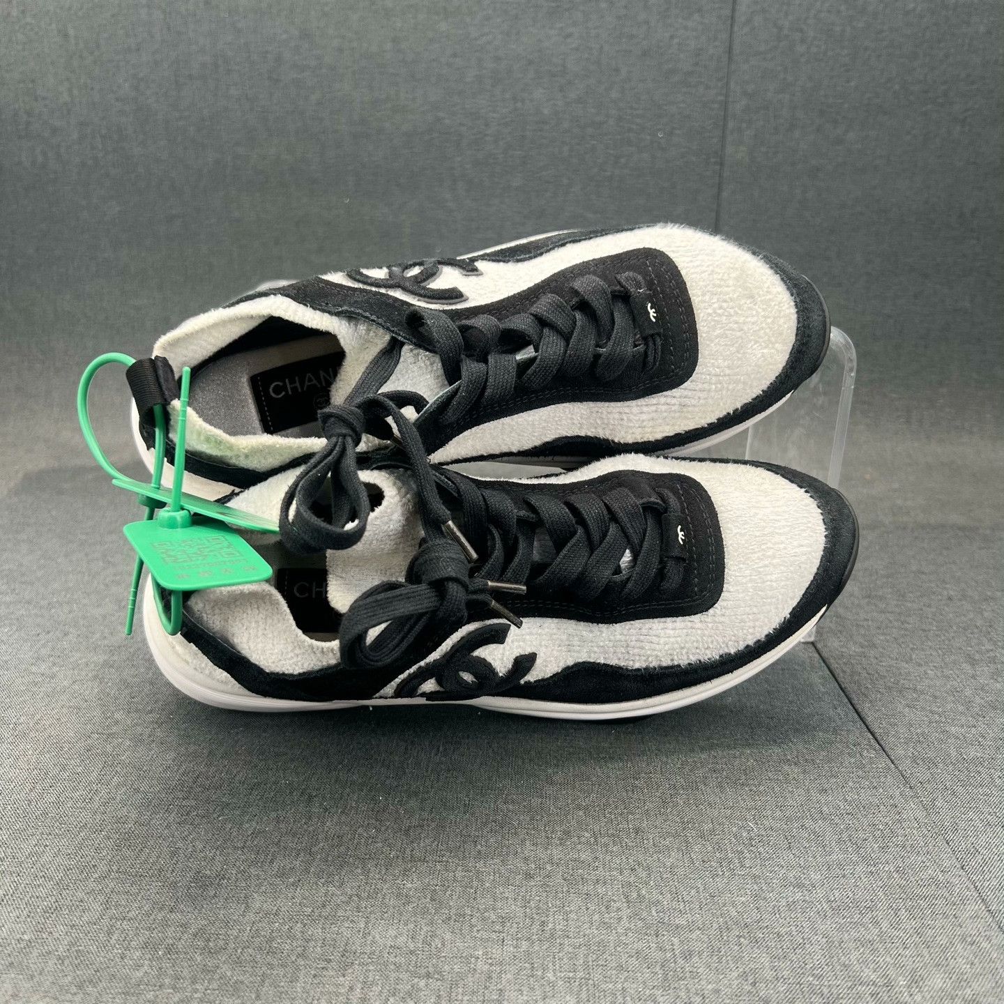 Chanel Chanel Retro Black Lowtop Sneakers 40 Men Size US 7.5 / EU 40-41 - 3 Thumbnail